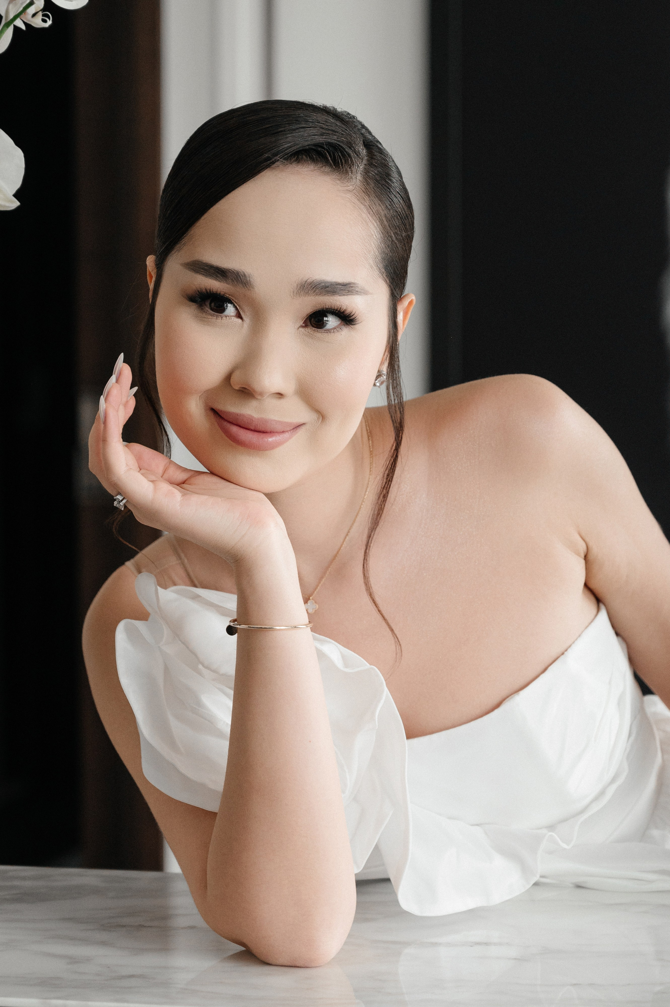 ANEL QYZ UZATU. HOME