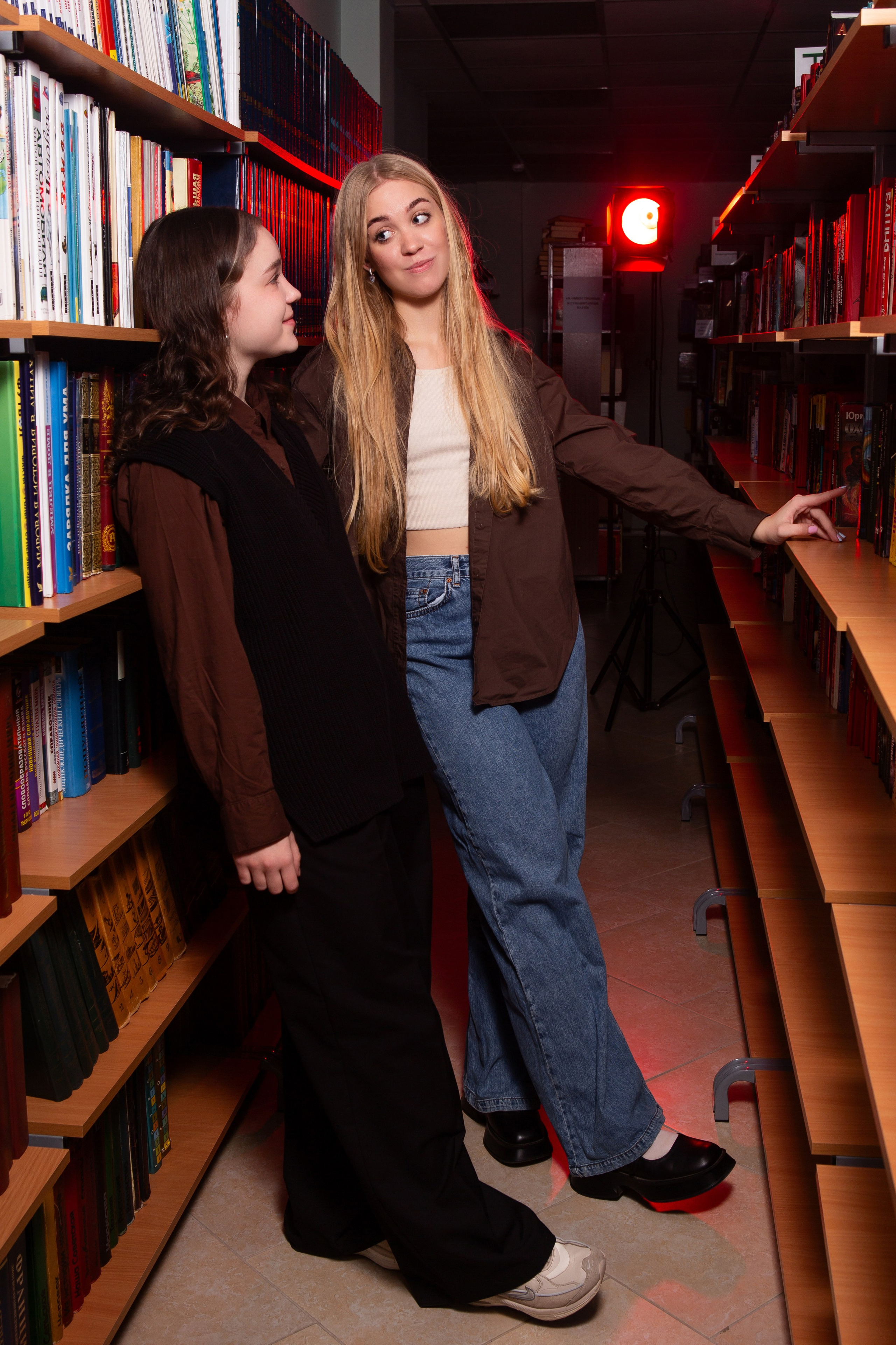 Съемка в библиотеке для 11 класса #1. Профессиональный фотограф в Мценске и Орловской области