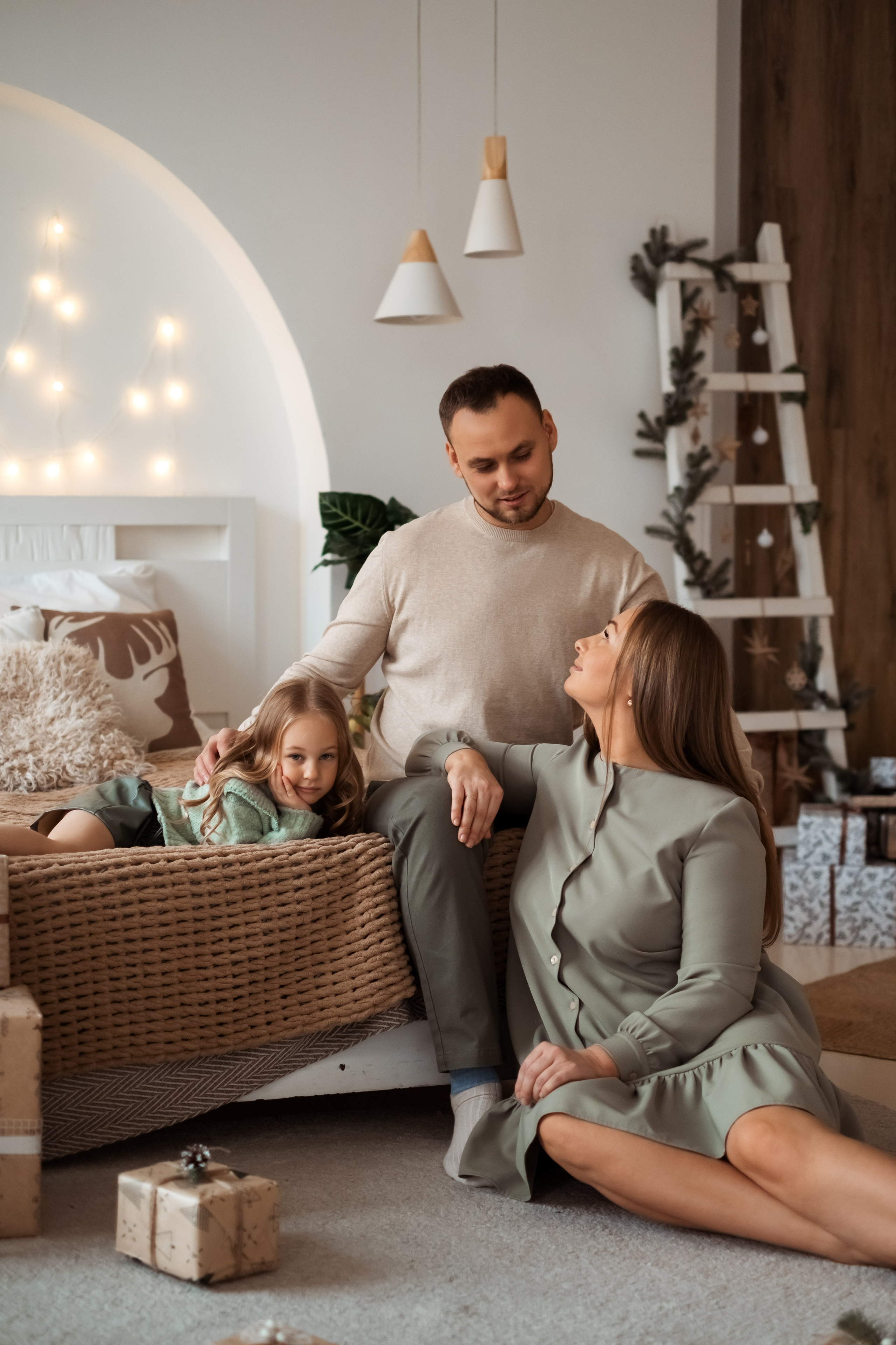 Семейная новогодняя фотосессия. Семейный и детский фотограф в Мелитополе /Наталья Зацеркляная