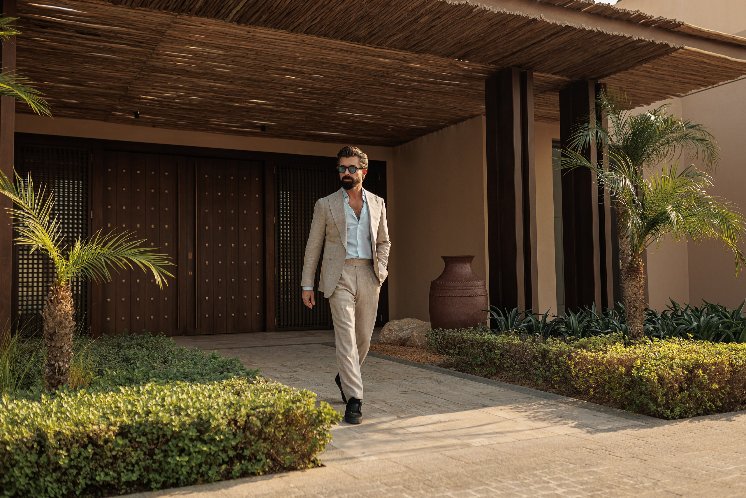 Lifestyle Photoshoot in Dubai — Premium Portrait Photography. Evgen Yatsenko — Photographer in Dubai