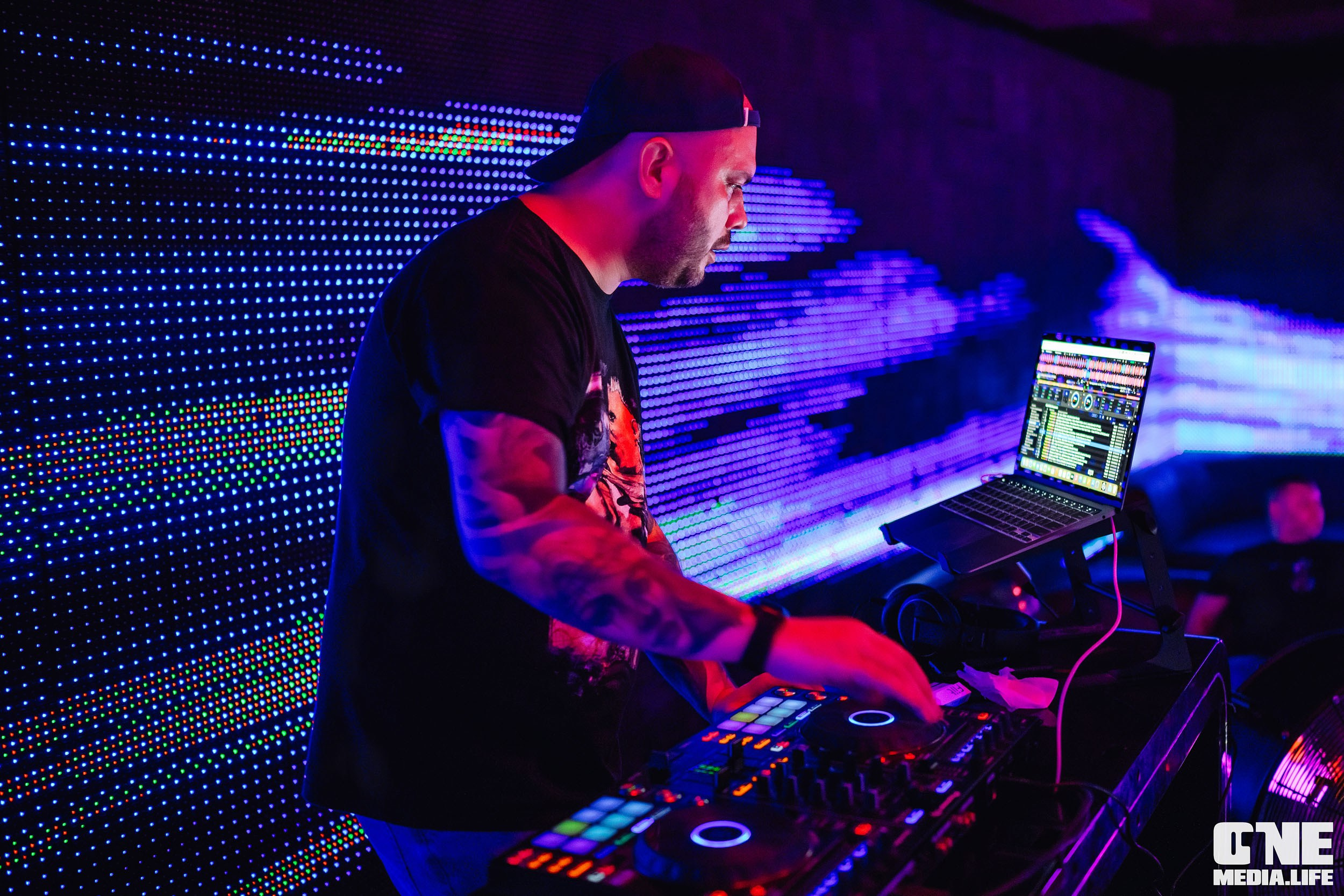 Фотоотчет из РК Планета. One Media Life: фоторепортажи, фотоотчеты с мероприятий и заведений