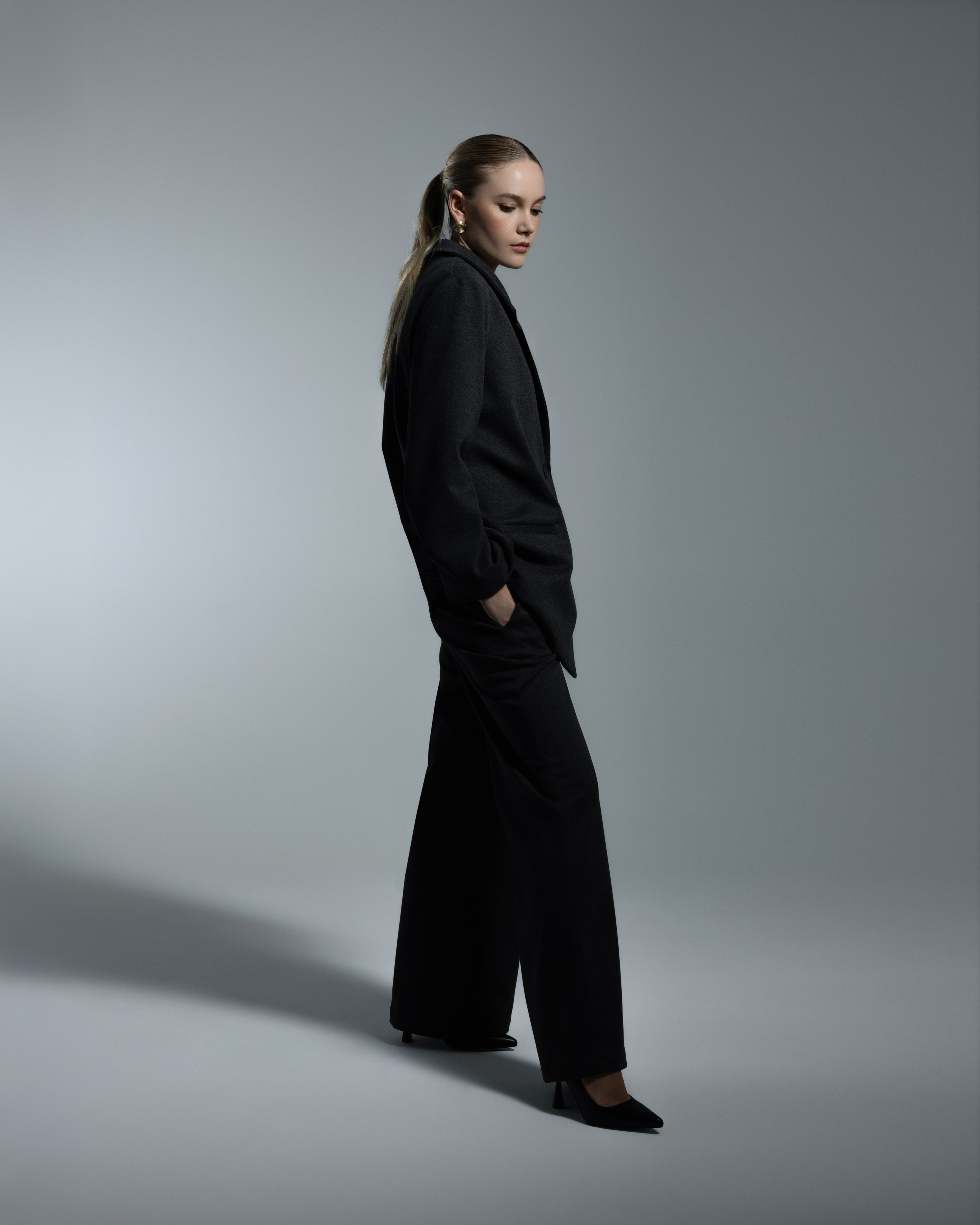 Voix. Photographer. Producer. Retoucher