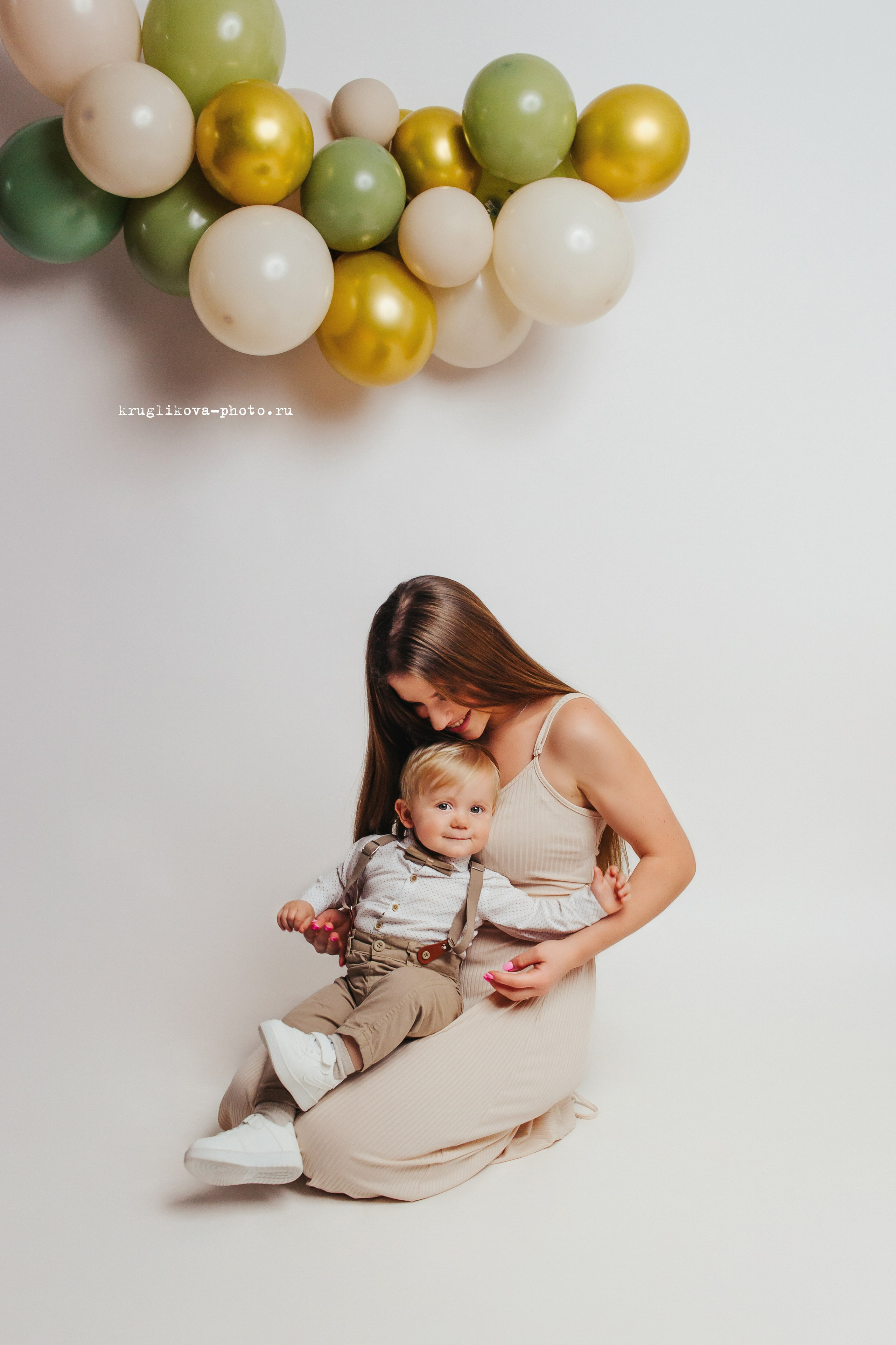 Фотосессия малыша на годик. Фотограф новорожденных и детский в Сергиевом Посаде Кругликова Юлия