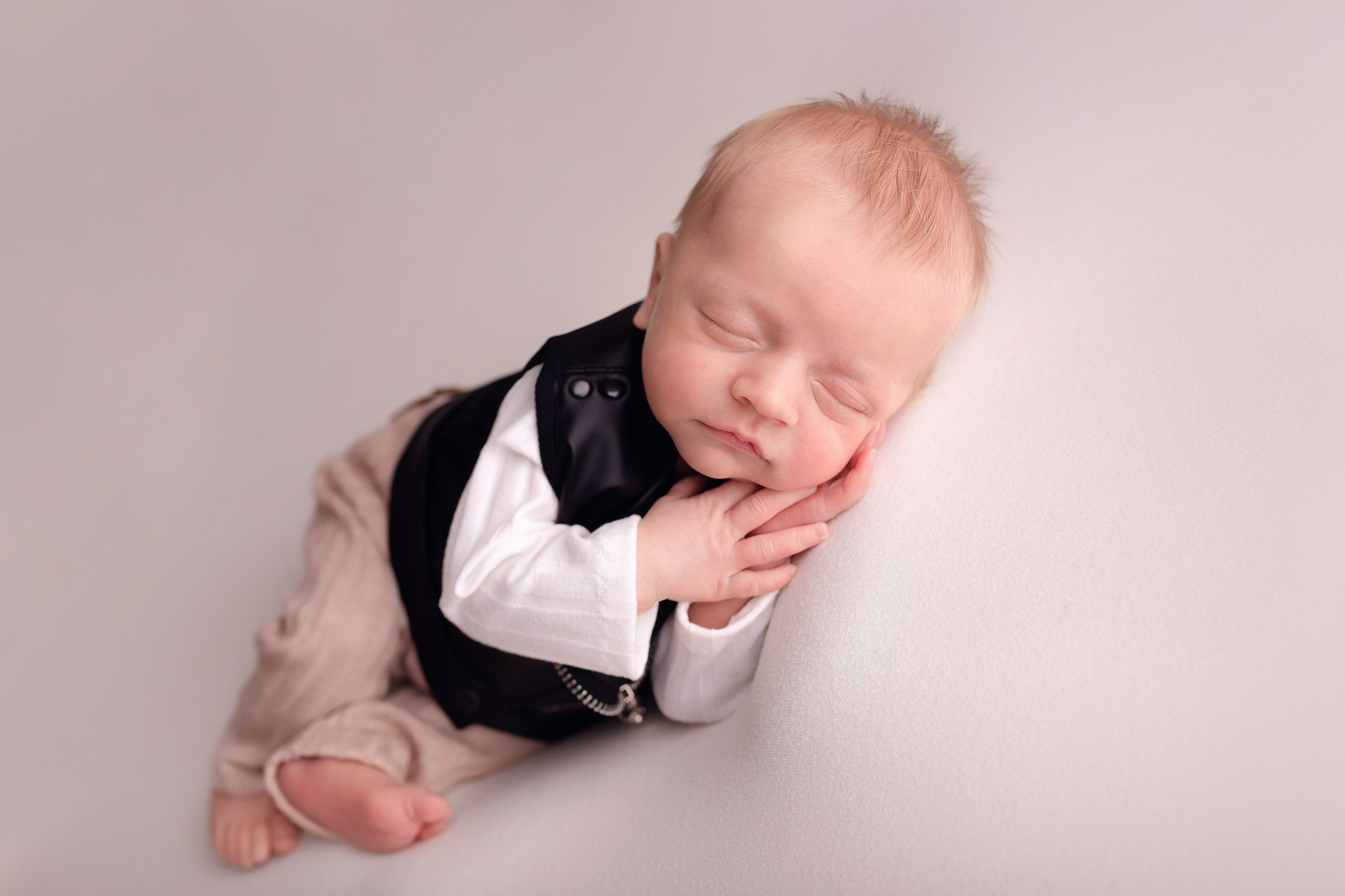 Дракончик. Фотограф Новорожденных и беременности г. Тюмень