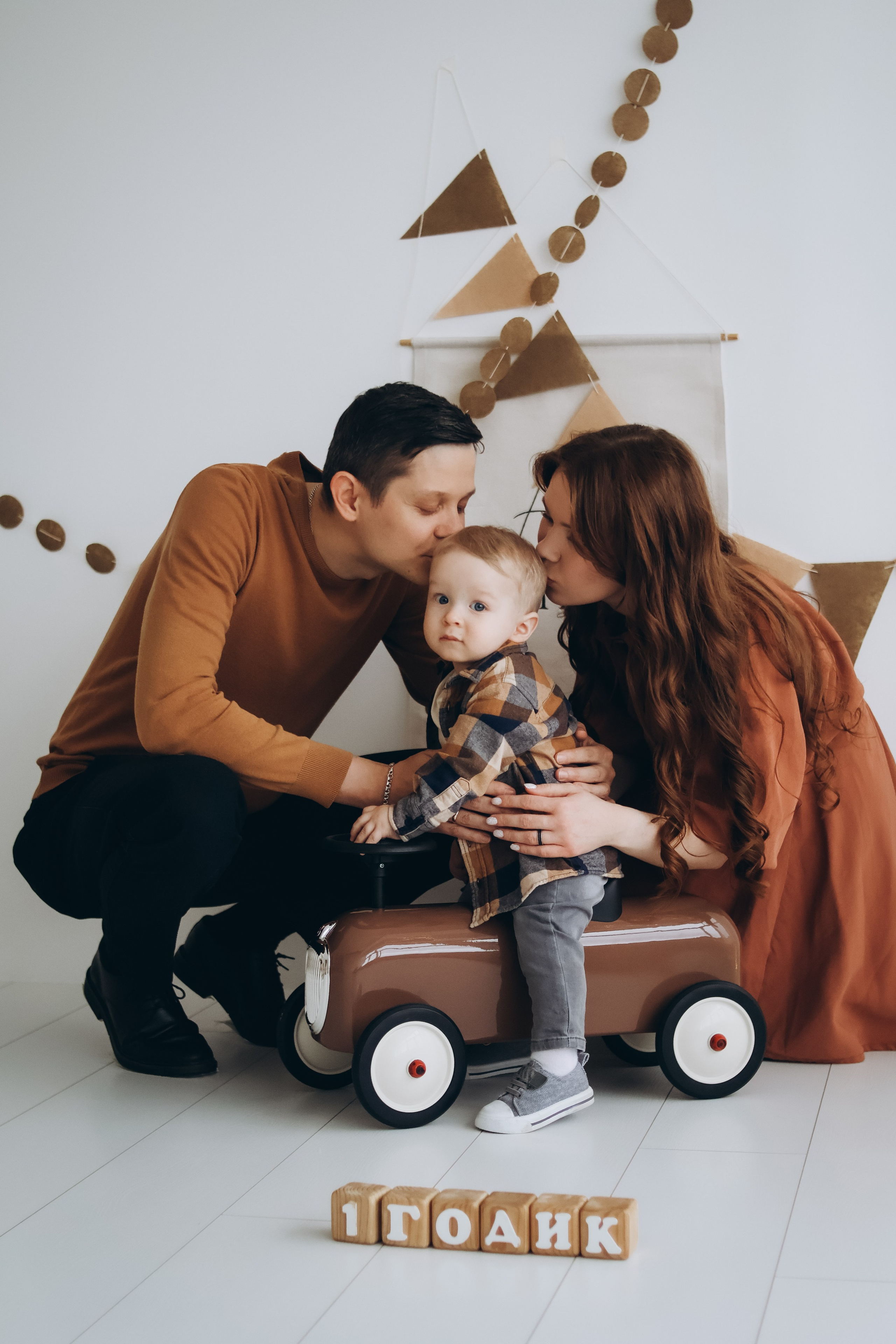 Юре годик. Phbyadel.wfolio.pro