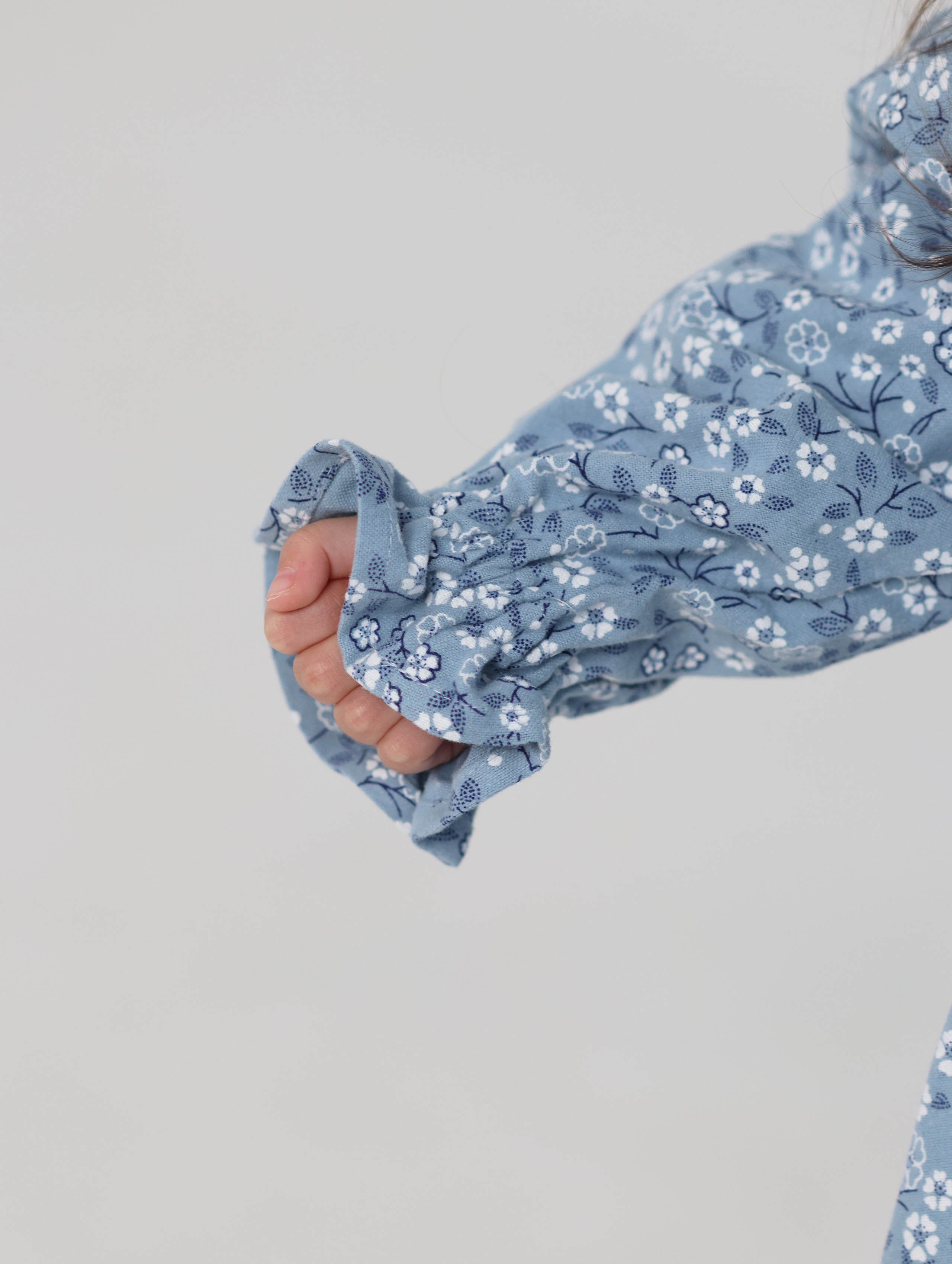 Платья детские. Фото съемка товаров для макретплейсов Воронеж