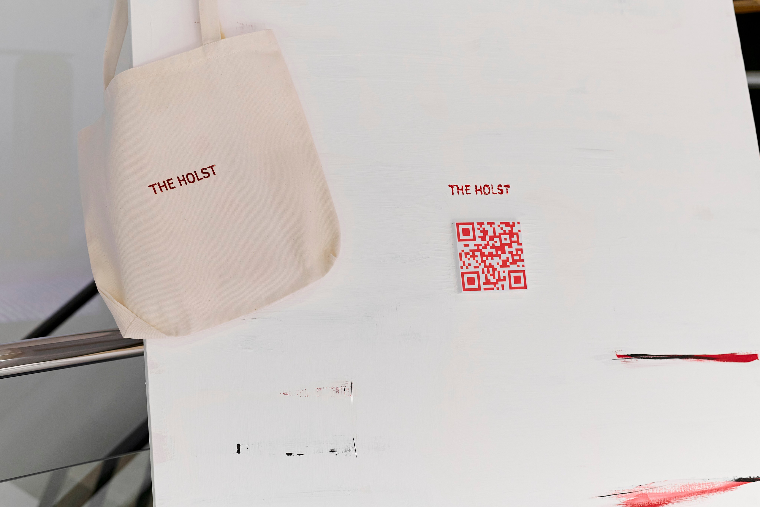 The Holst. Выставка Юлии Остапенко. Фотограф Постольник Дарья