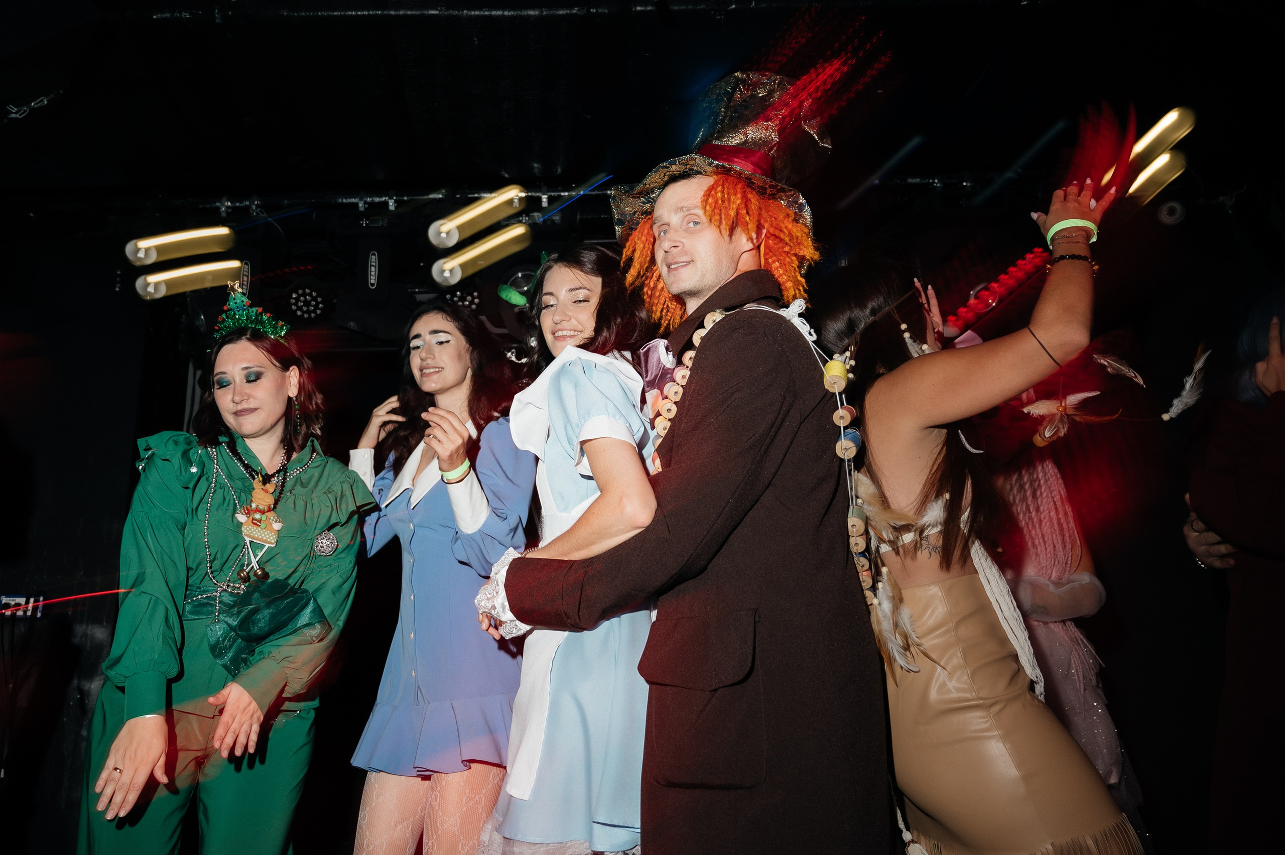 Репортажный фотограф на корпоратив и другие мероприятия. Свадебный и семейный фотограф в Краснодаре Марина Стёпа