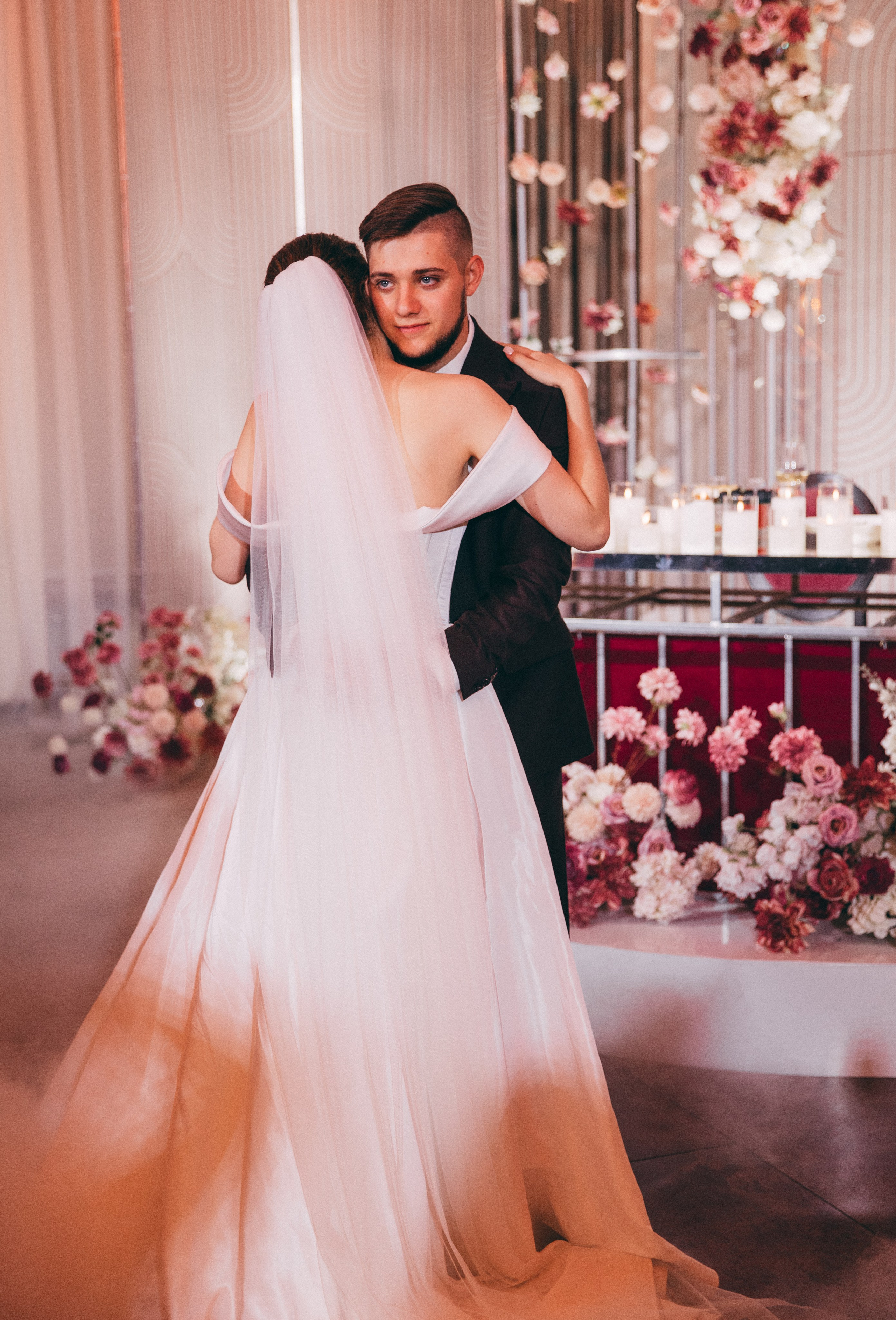 Кирилл & Виктория. Главная