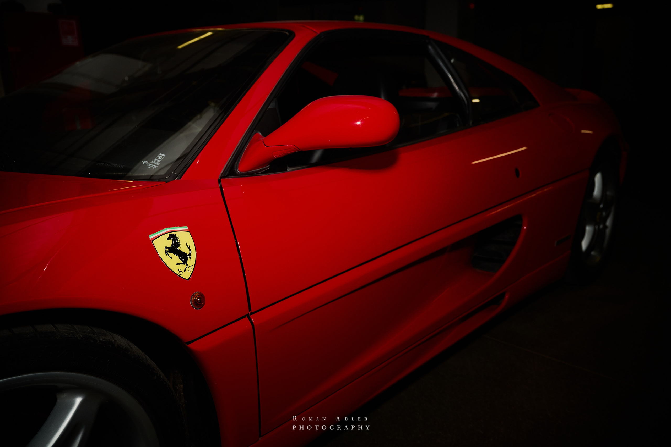 Ferrari 355 GTS. Фотограф Роман Адлер