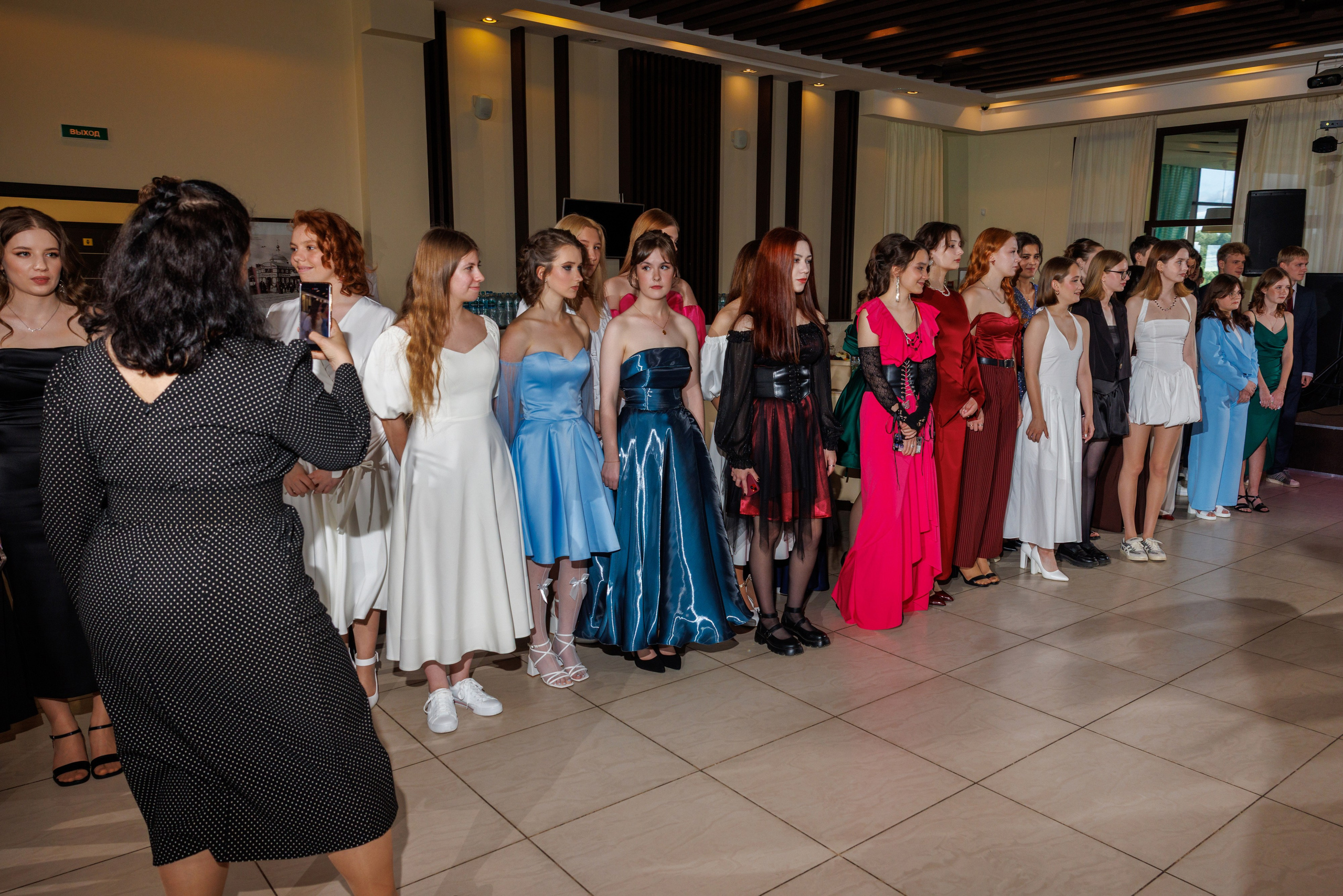 Выпускной 2025 Шк 10. Коммерческий фотограф Андрей Тремасов