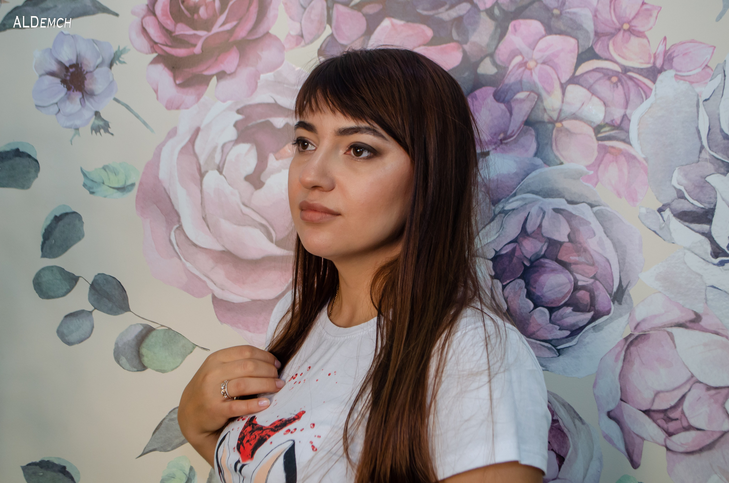 Портретный фотограф провёл фотосессию для девушки в Дмитров