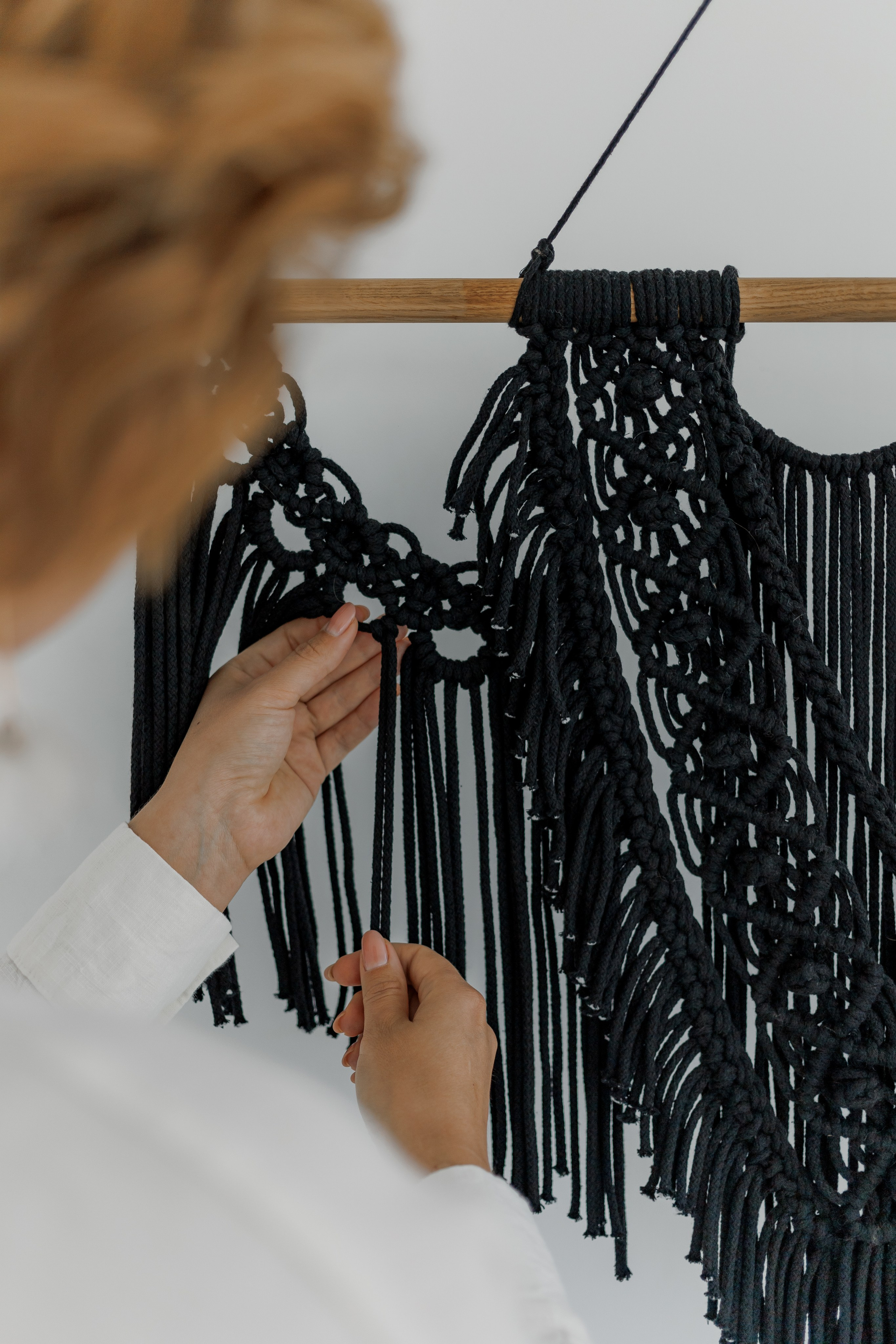 Каталожная съёмка панно в технике макраме. КОНТЕНТ ФОТОГРАФ