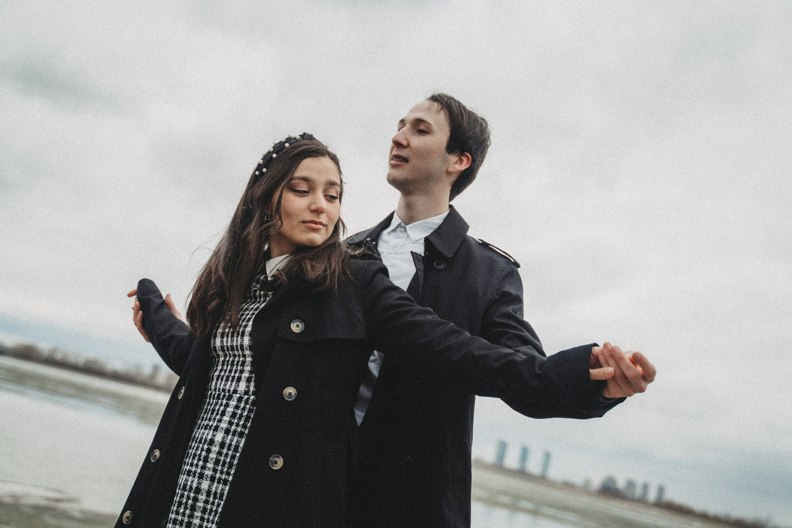 Азат и Маня. Главная