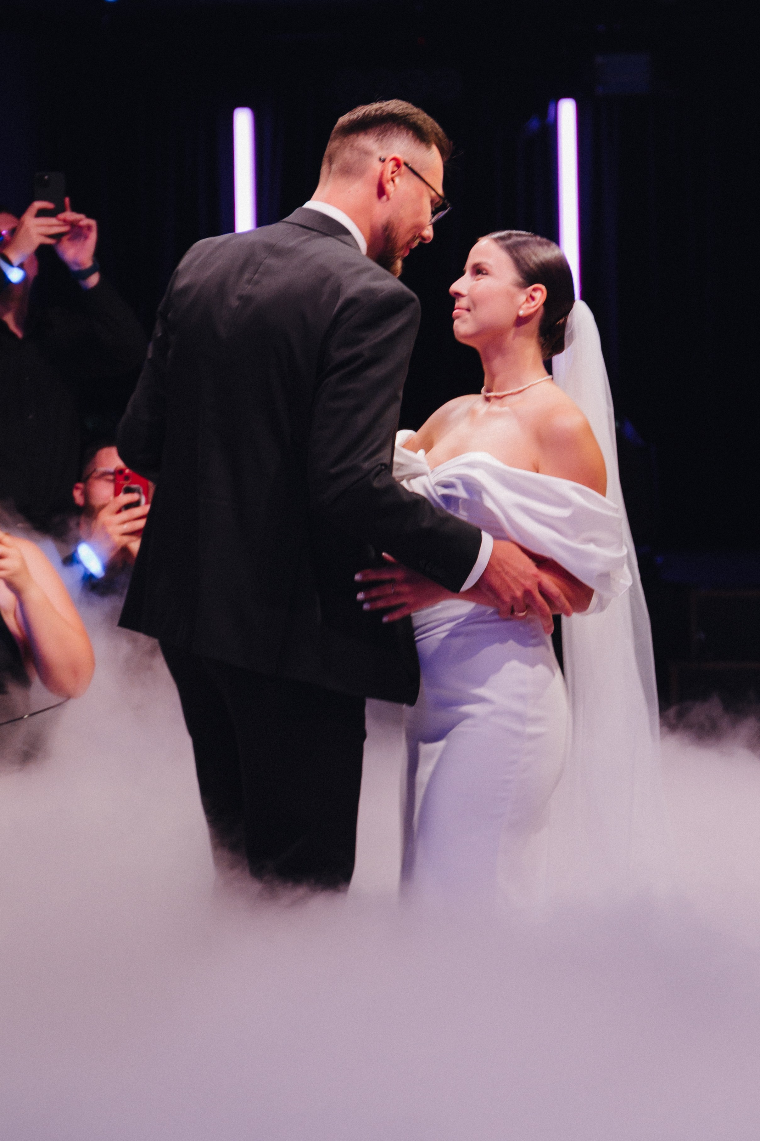 Свадебный фотограф в Нижнем Новгороде в premio. Свадебный фотограф Нижний Новгород Фатичев Артем