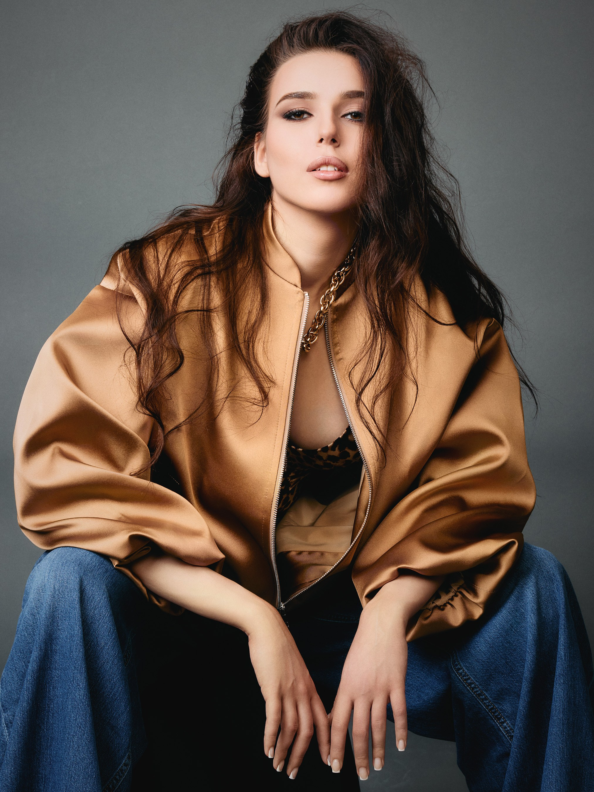 Сессия для журнала "Дорогое удовольствие" (октябрь-ноябрь 2025). Стилист / продюсер съемки: Анна Добрынина. Визаж: Алёна Мирошниченко. Модель: Владислава. Одежда: Силуэт. Фотосессия в Efimov Studio. Портретный фотограф во Владивостоке Сергей Ефимов. #СергейЕфимовФото