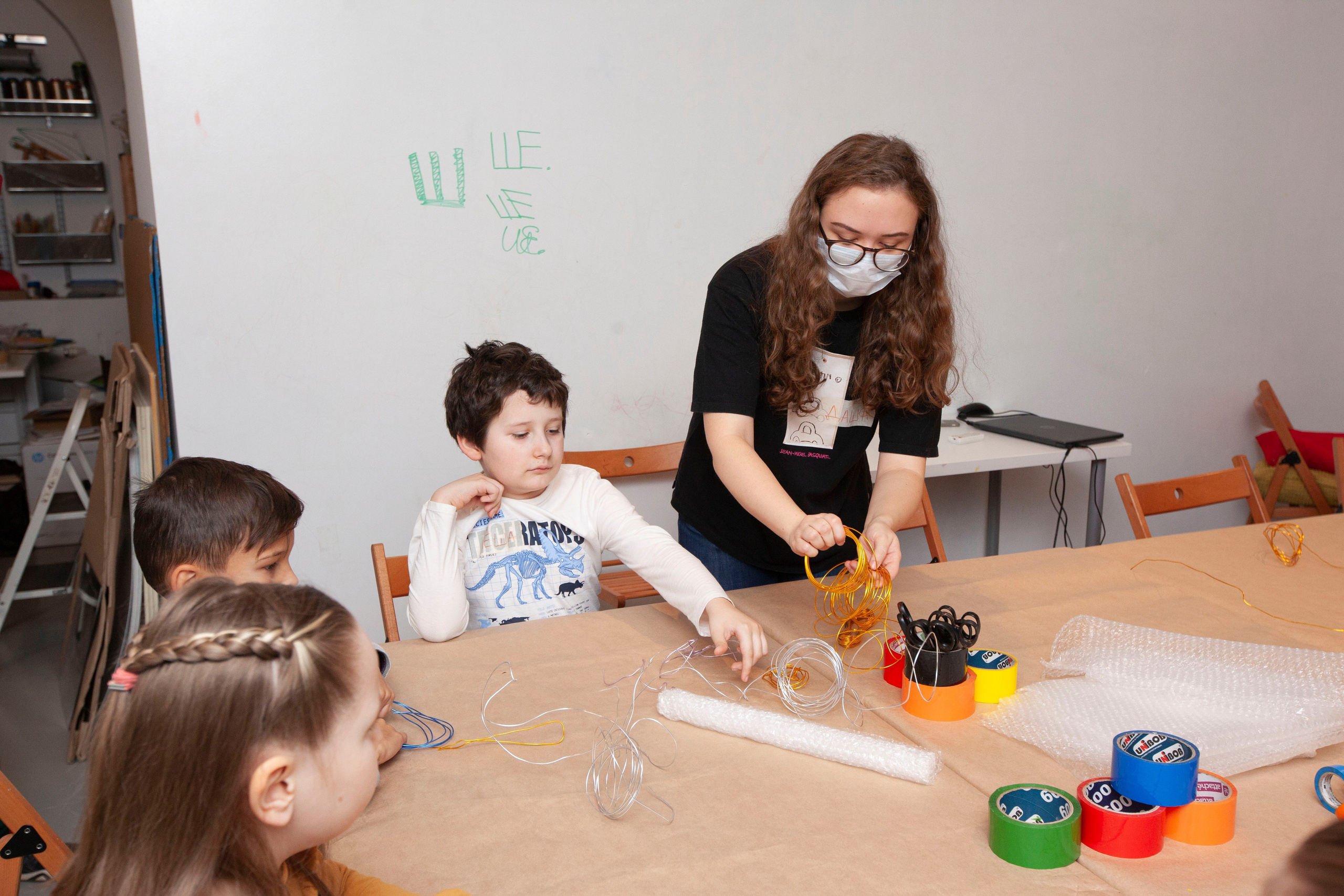 Детский мастер-класс в ММОМА. Stanislav Baryshev — People. Emotions. Atmosphere