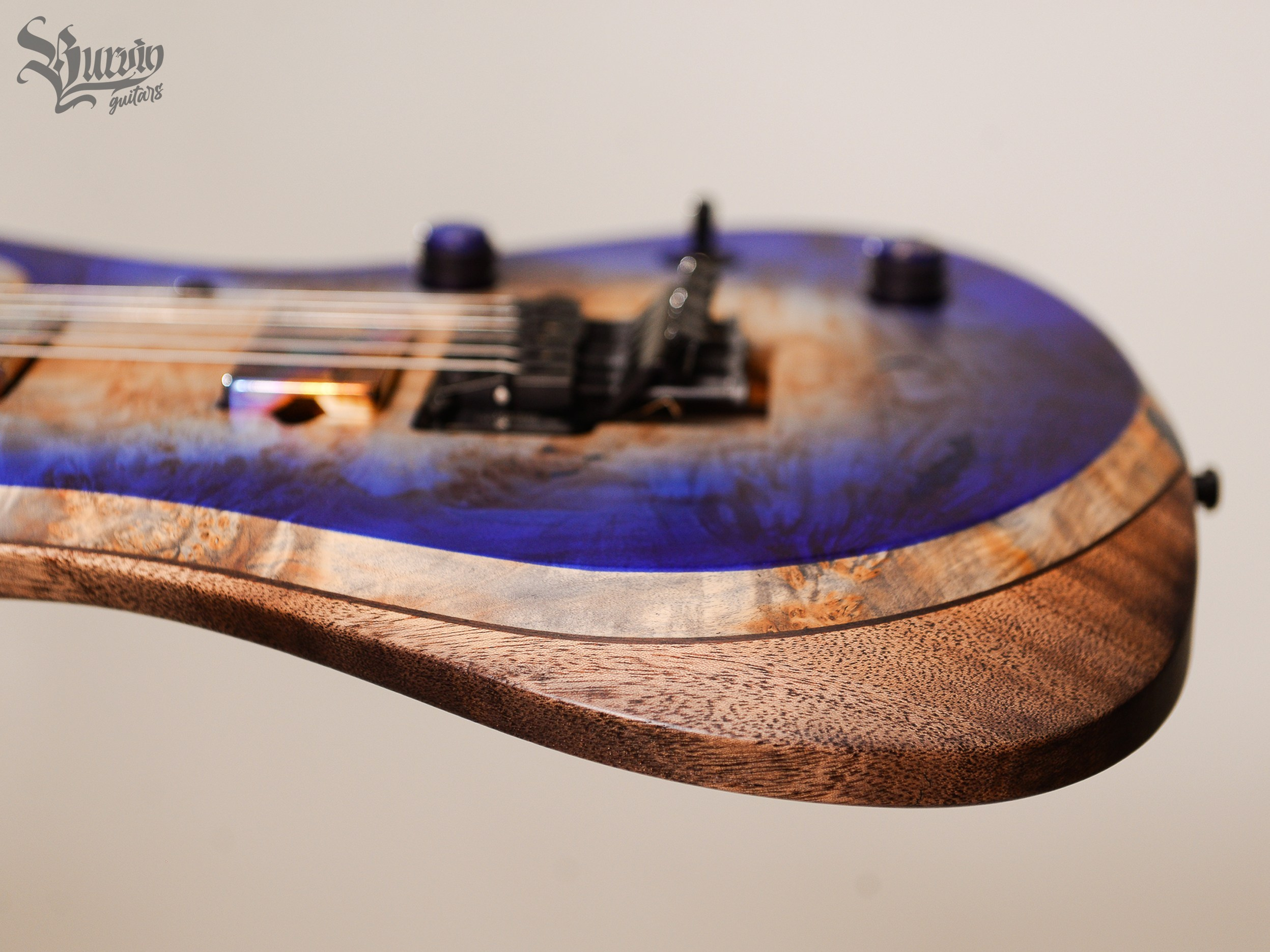 022 AXES. Master of making guitars and basses to order