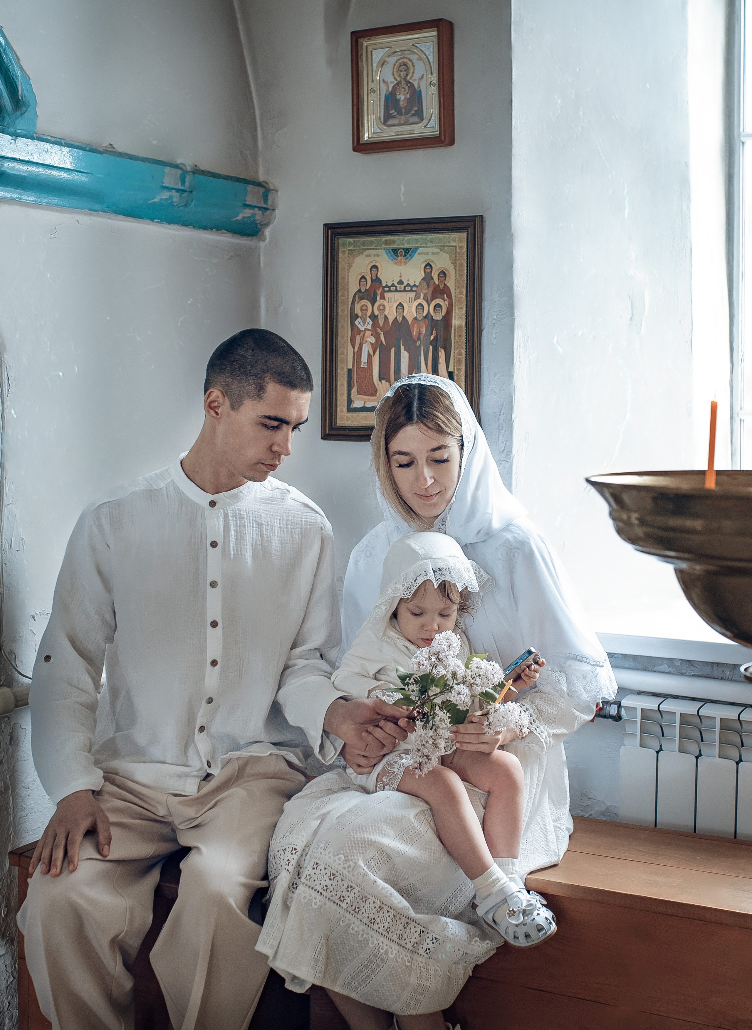 Крещение Машеньки в Свято-Троицком соборе Емельяново. Фотографы крещения/венчания  Красноярск Татьяна и Вячеслав Переваловы