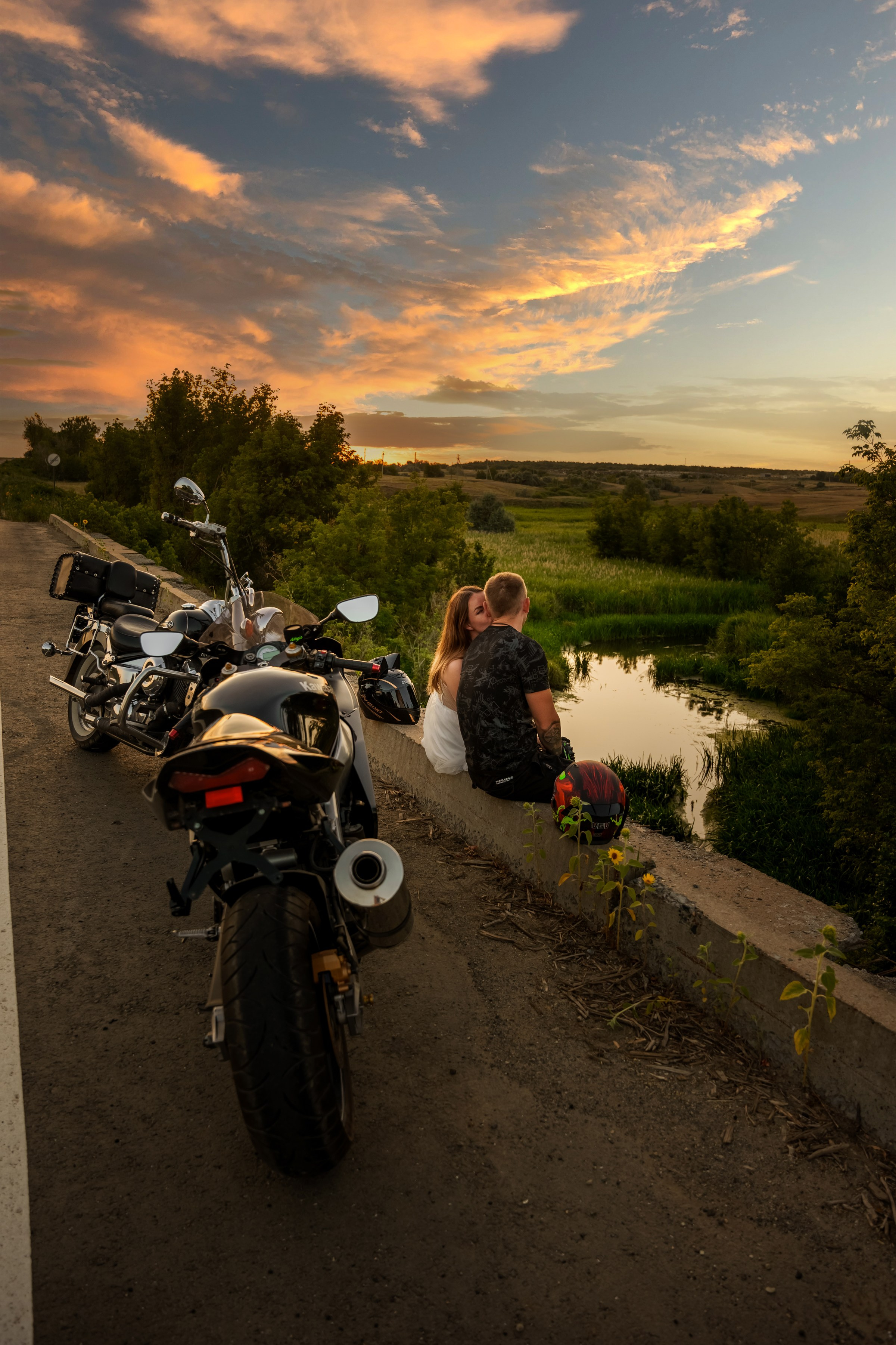Свадебная мото фотосессия на закате саратов фотограф плаксина ольга. Ольга Плаксина фотограф в Саратове