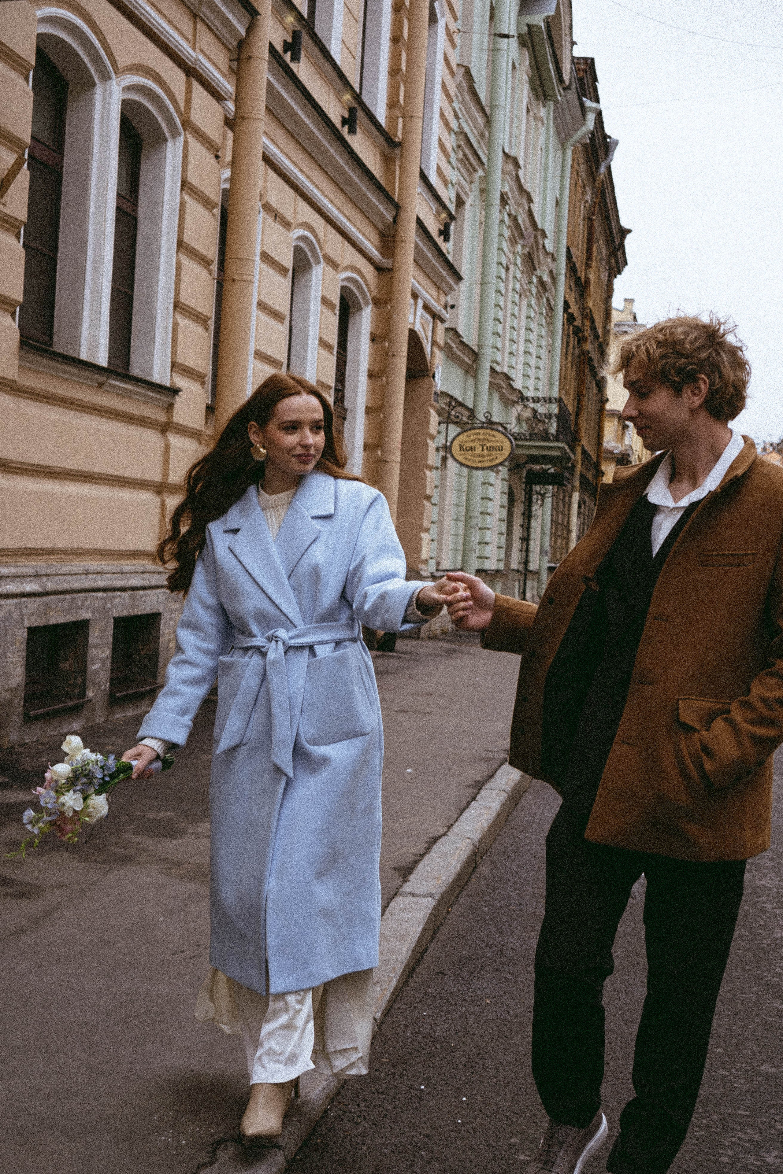 СВАДЕБНАЯ ПРОГУЛКА ПО ПЕТРОГРАДКЕ ВЕСНОЙ (ФОТОСЕССИИЯ ПАРЫ СВАДЕБНАЯ). Профессиональный фотограф, Санкт-Петербург — Виктория Богомолова