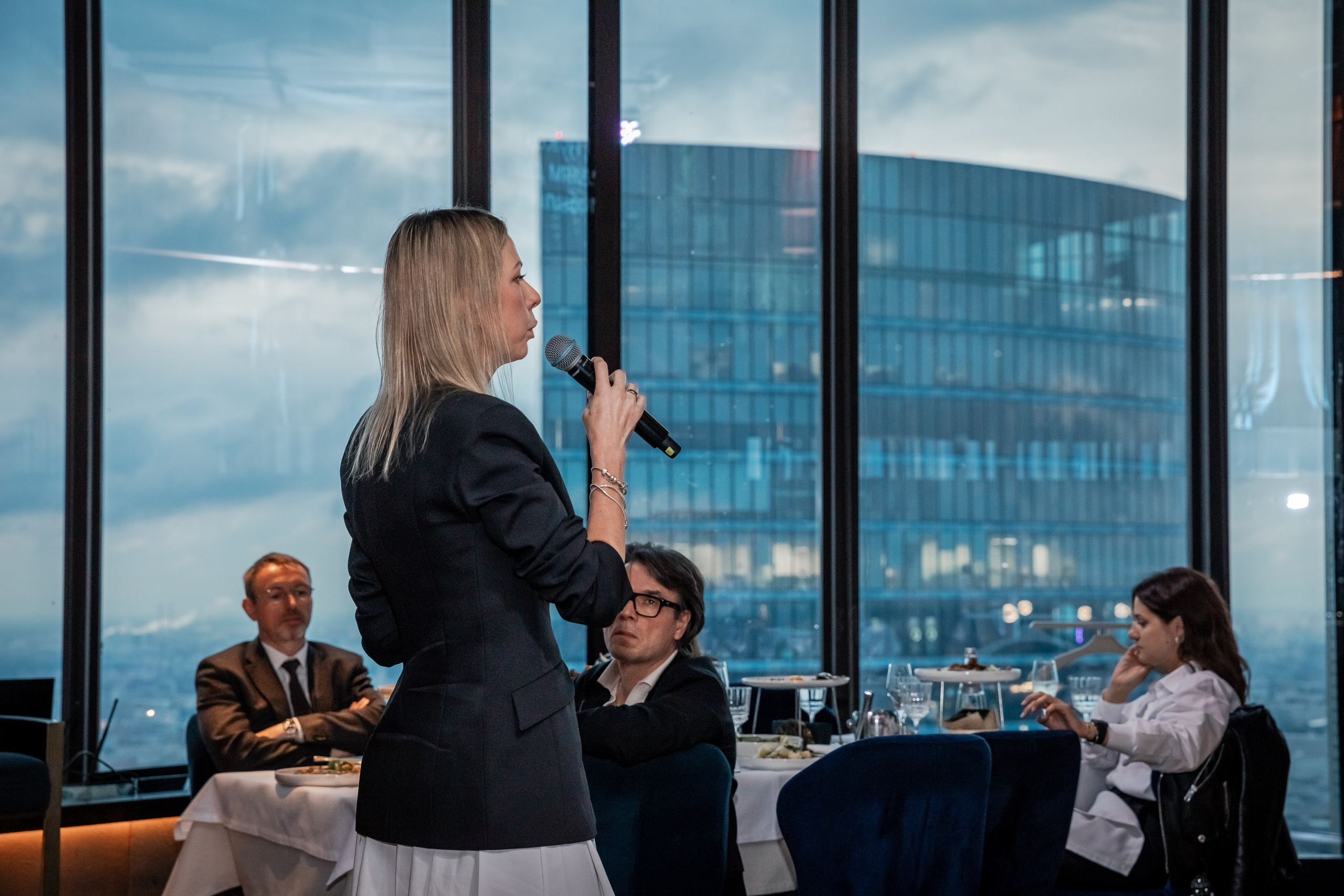 Открытие премиального клуба ABOSS | Ресторан Birds. Фотограф брендов и бизнеса в Москве Алексей Сентюрин