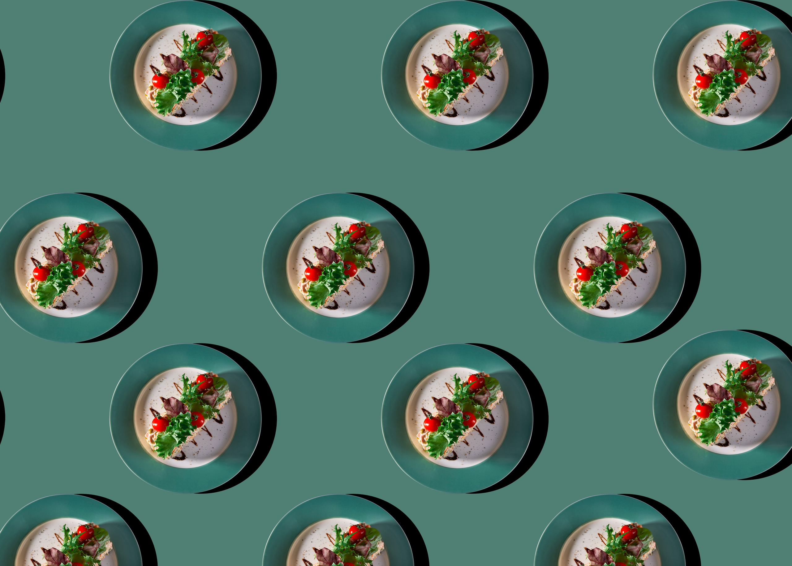 Я  фотограф. Работаю в городе Москва,