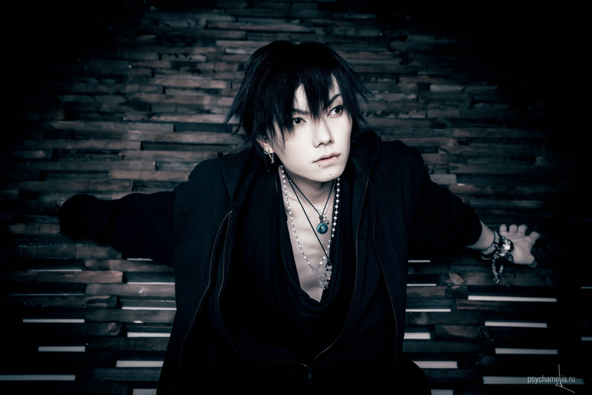 Studio and outdoors. Main