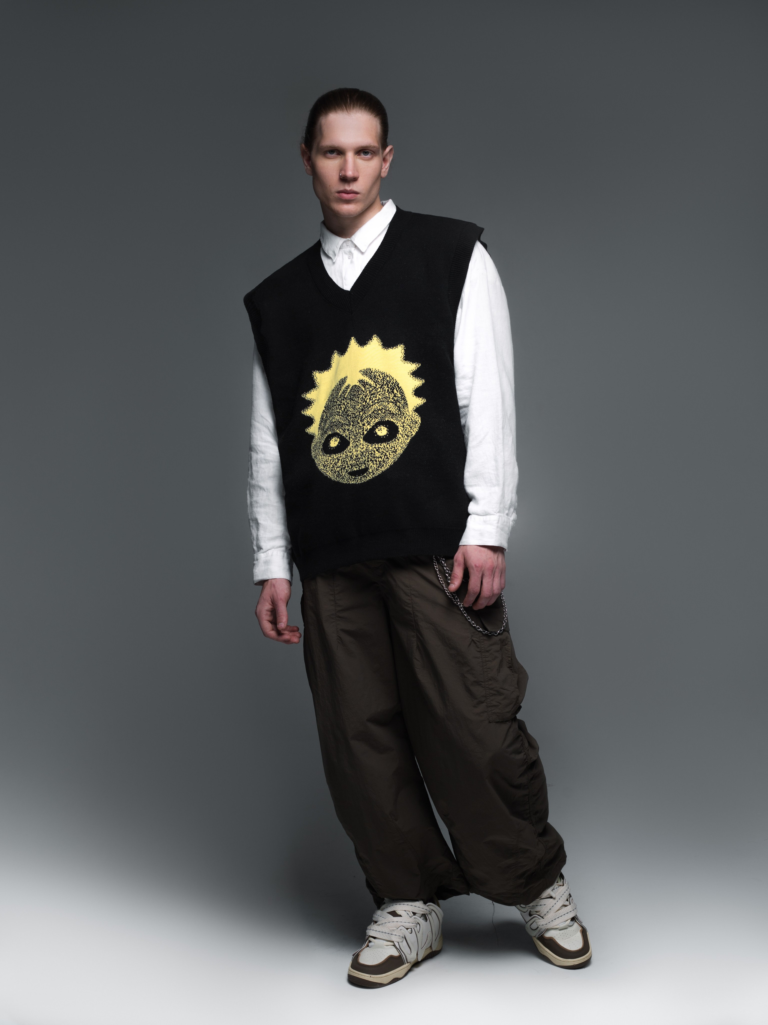 КАТАЛОГ | серый фон. RUNA production — стильные съемки для брендов