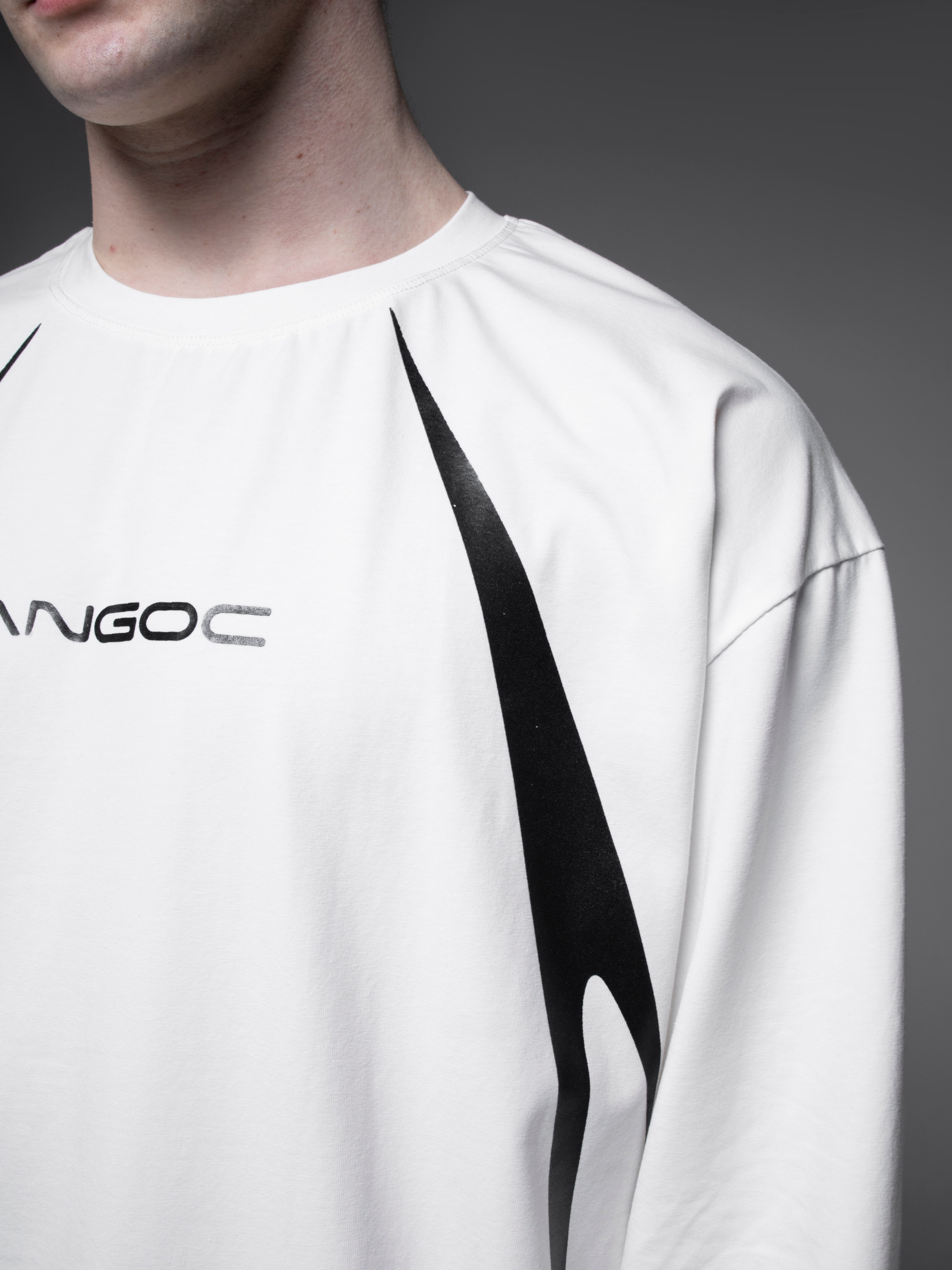 КАТАЛОГ | серый фон. RUNA production — стильные съемки для брендов