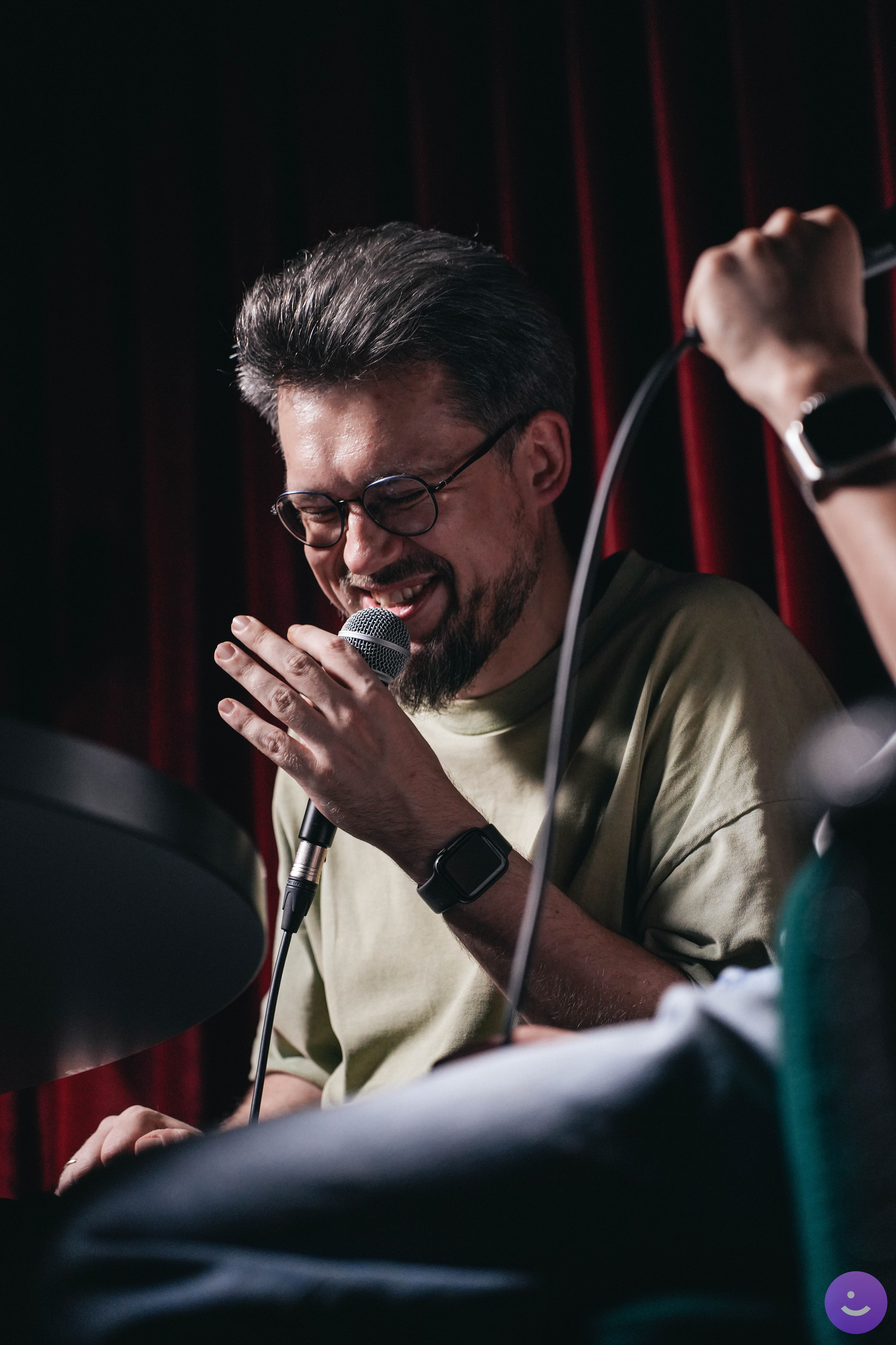 Комедийный жанр