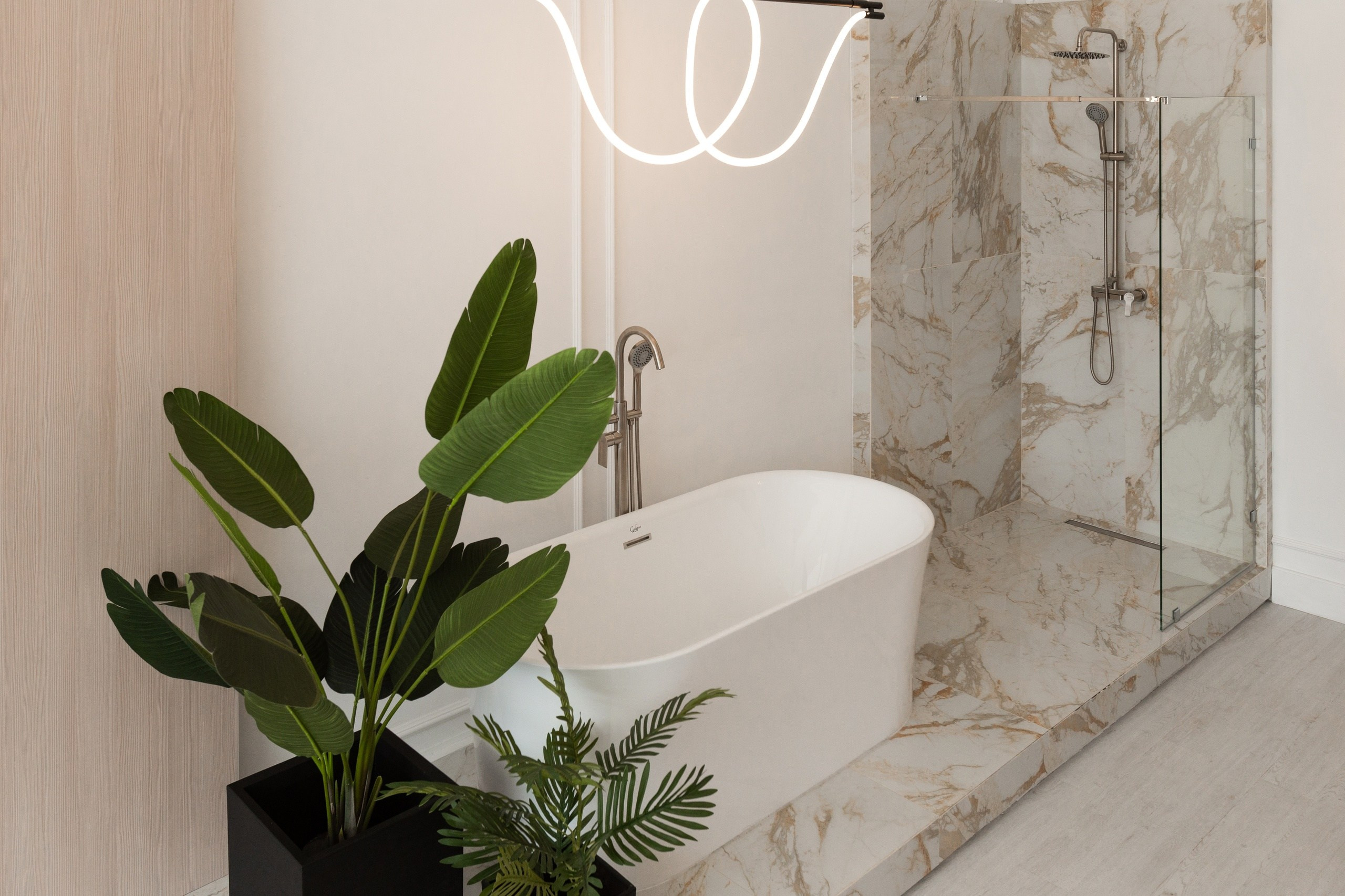 Студия FREEDOM — Зал LUX для предметной съемки Новосибирск|Sale Easy