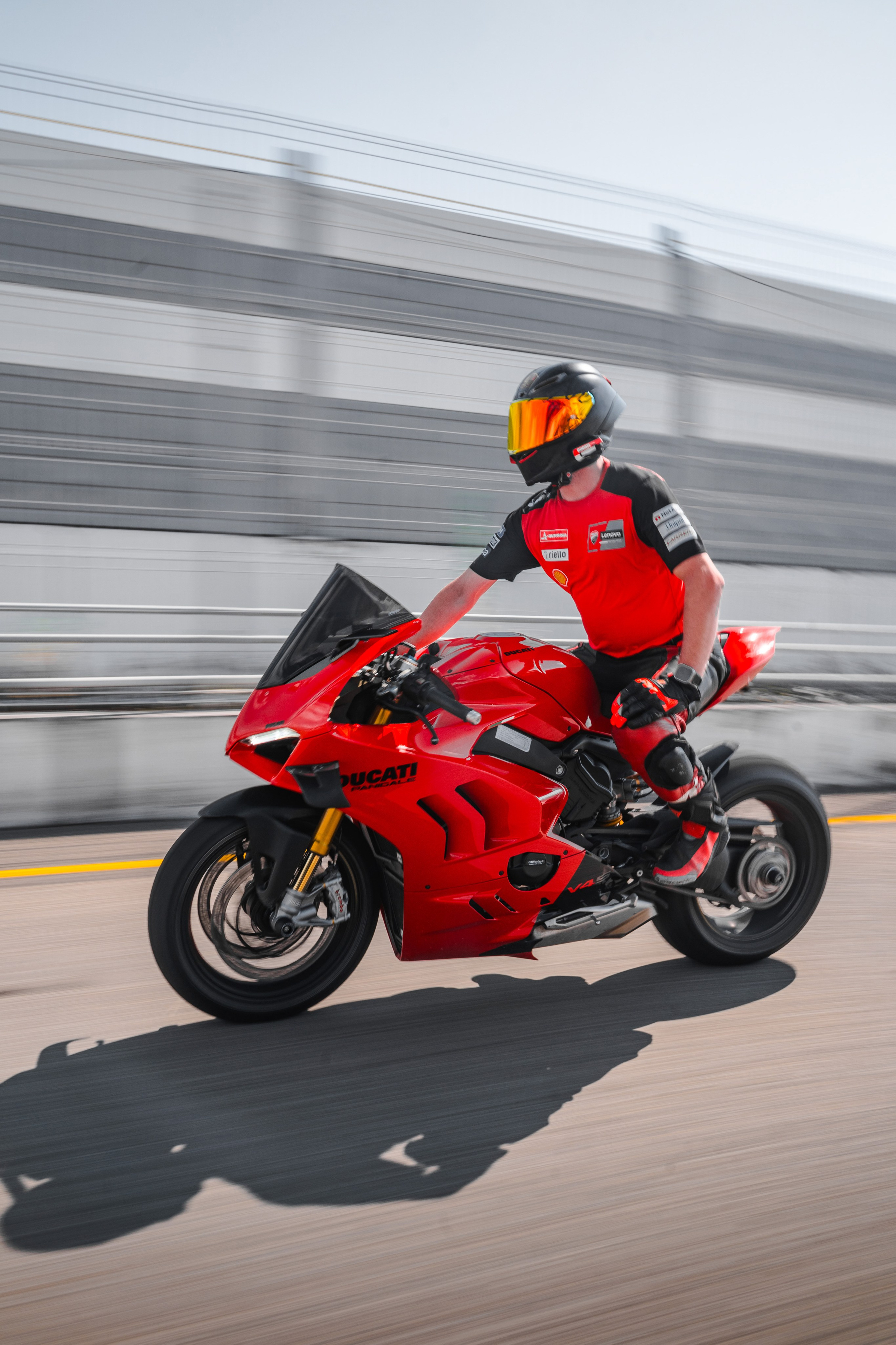 Ducati V4s. Автомобильный и просто лучший фотограф в Сочи Nikita No Name