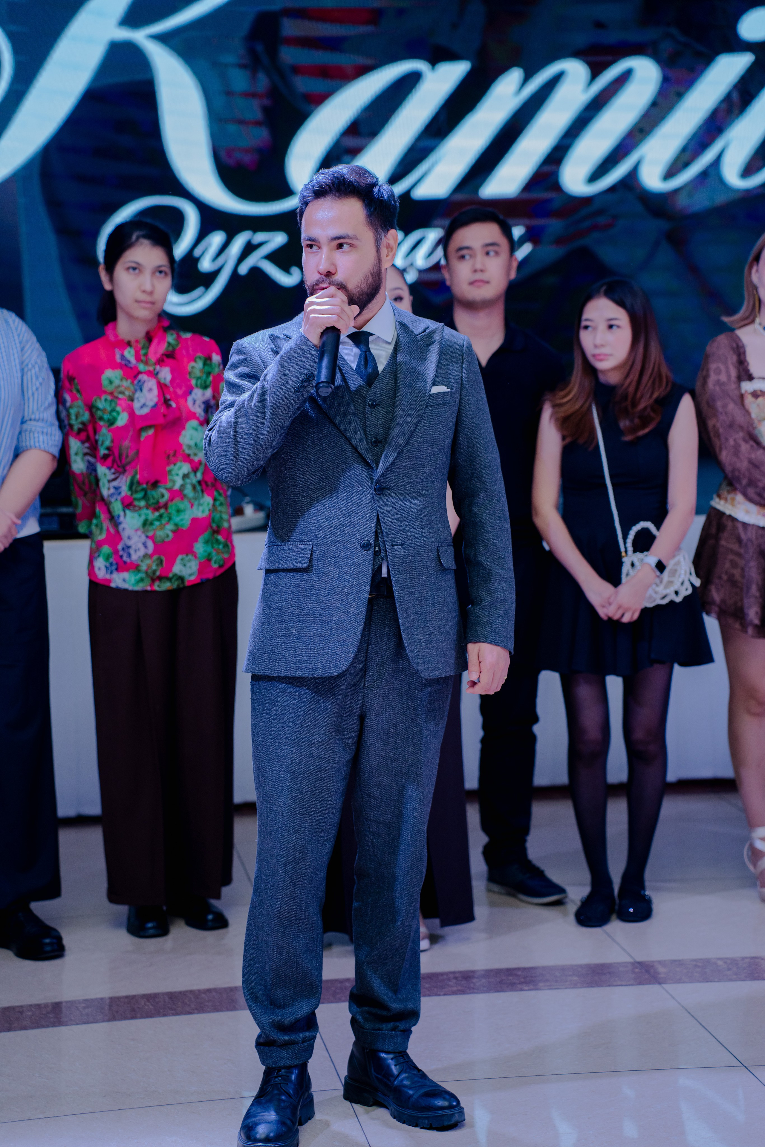 KAMILLA QYZ UZATU. Nomad media