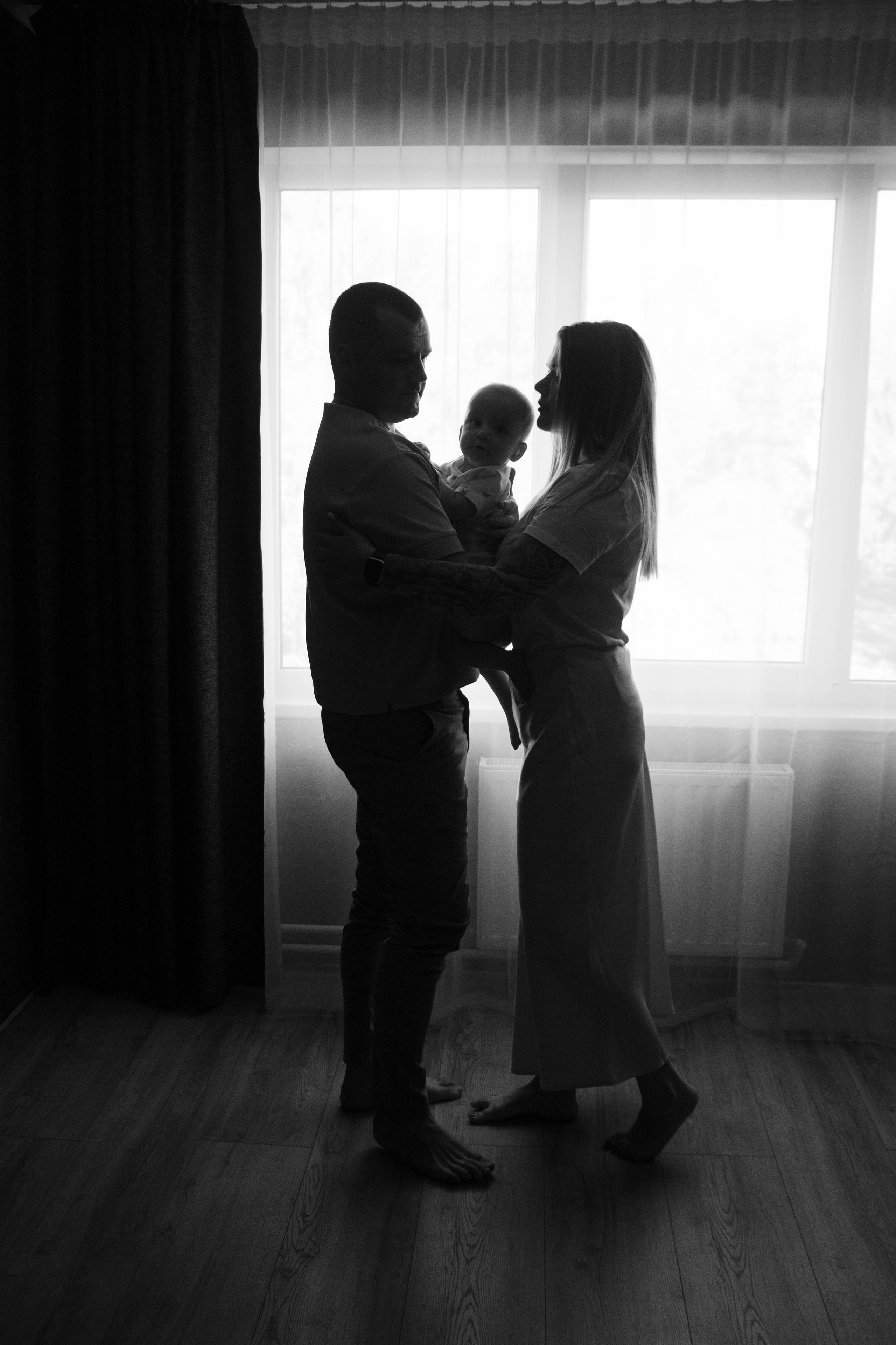 Артур, Вика и Роберт. Бережно сохраняю ваши чувства и истории на своих фотографиях