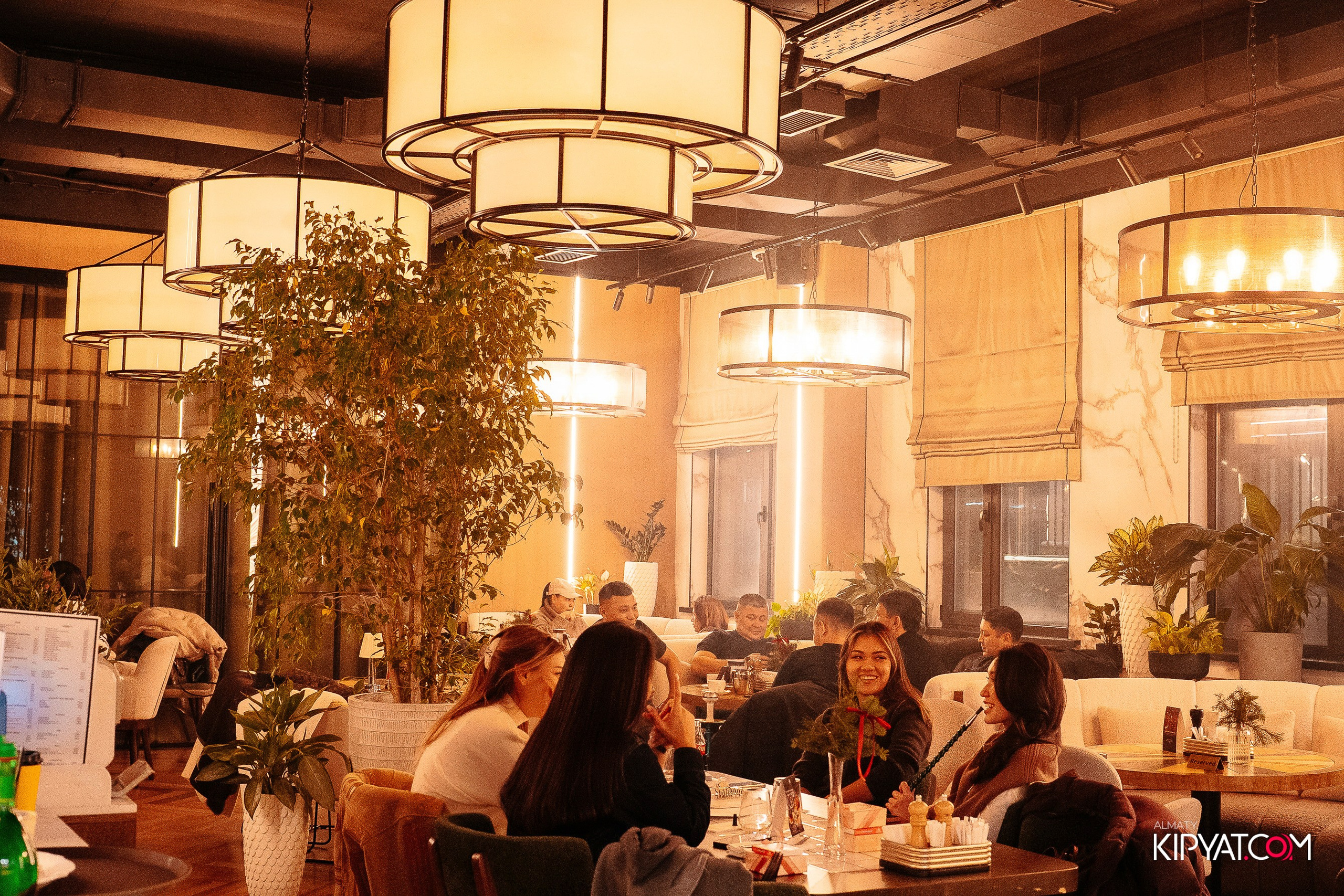 URBAN COFFEE MIRAS. КИПЯТКОМ АЛМАТЫ! Фотосъемка мероприятий в Алматы