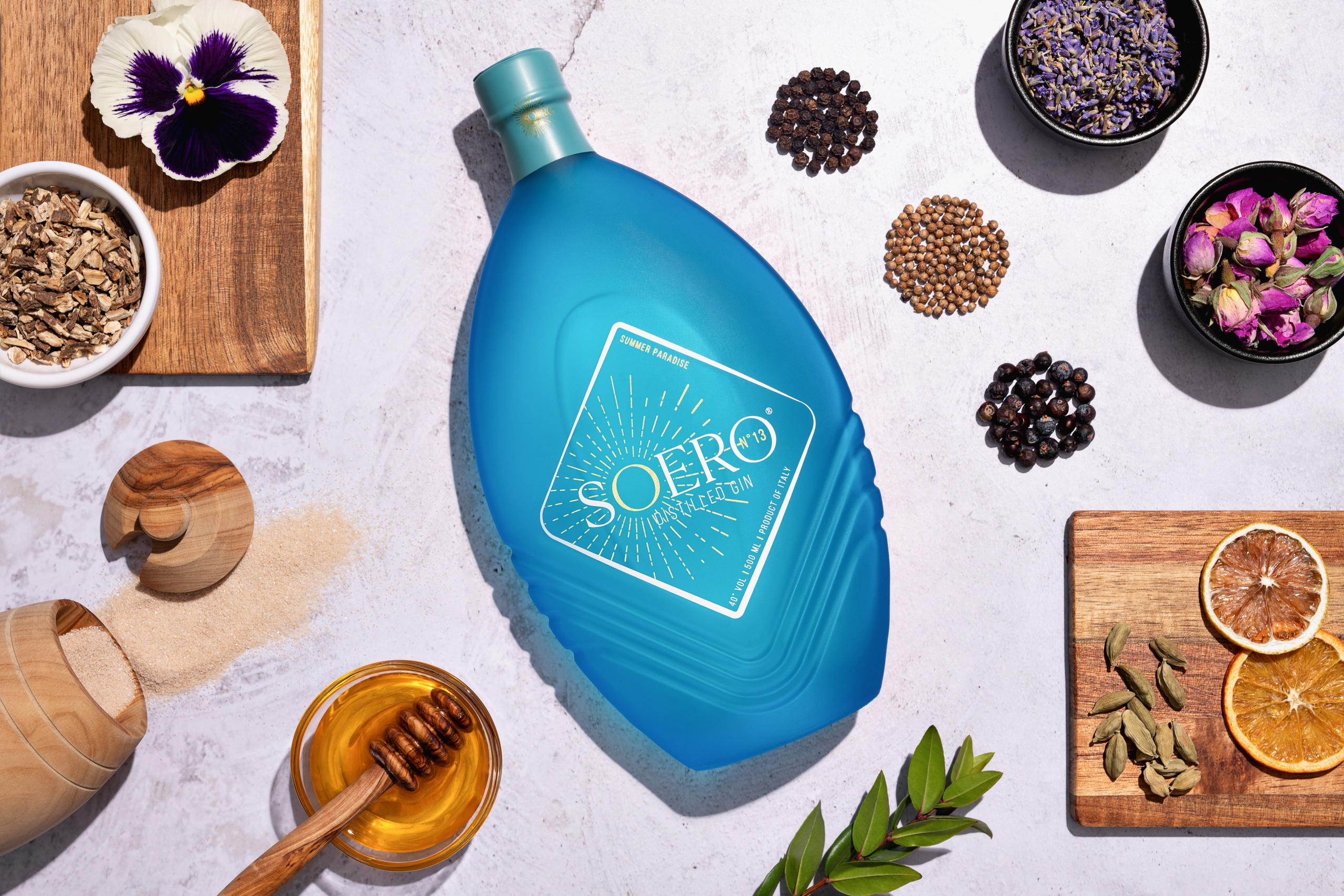 SOERO GIN. Retouching, photo editing, portfolio retoucher