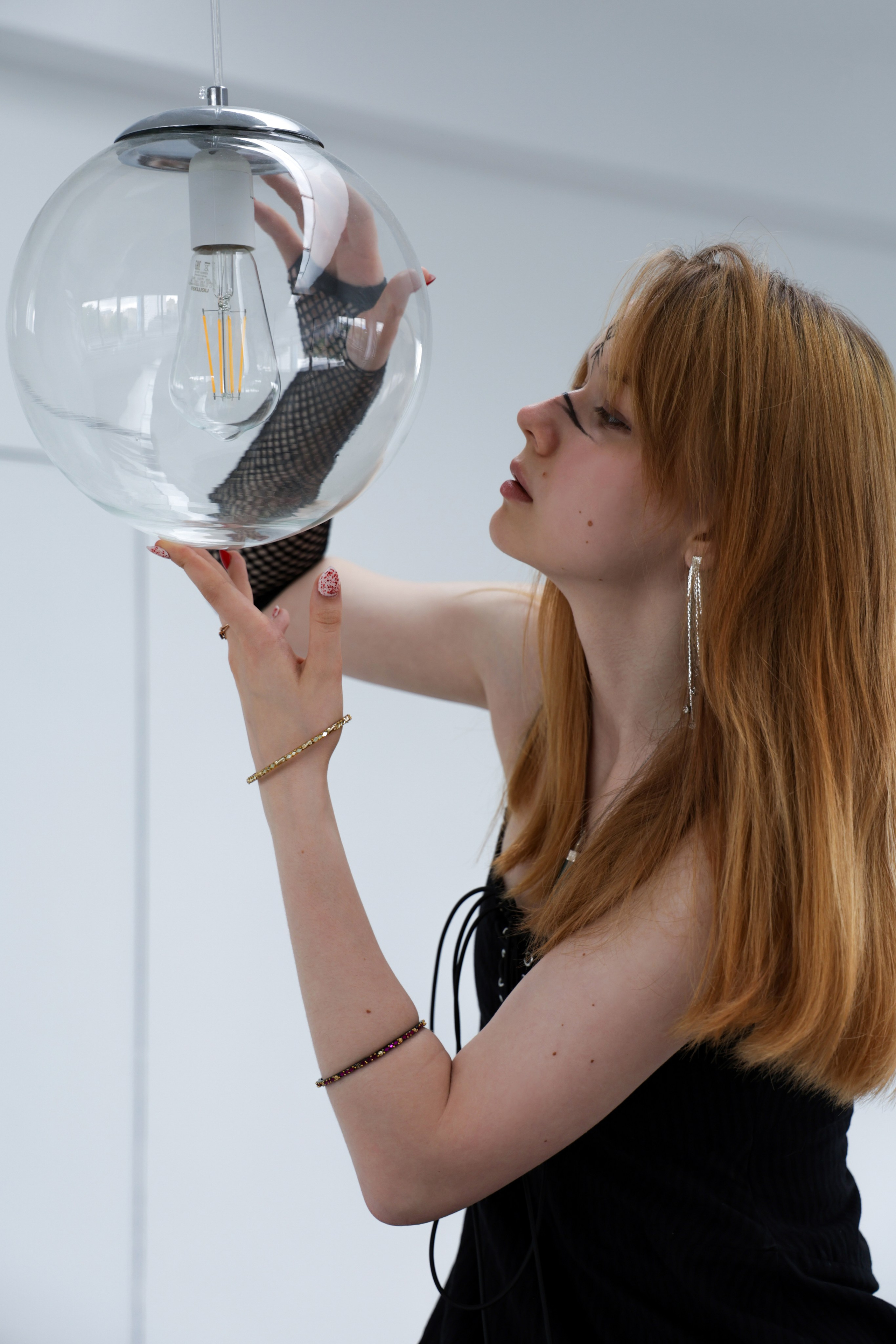 Wires. Portrait photographer based in Toronto — Blinova Mariia