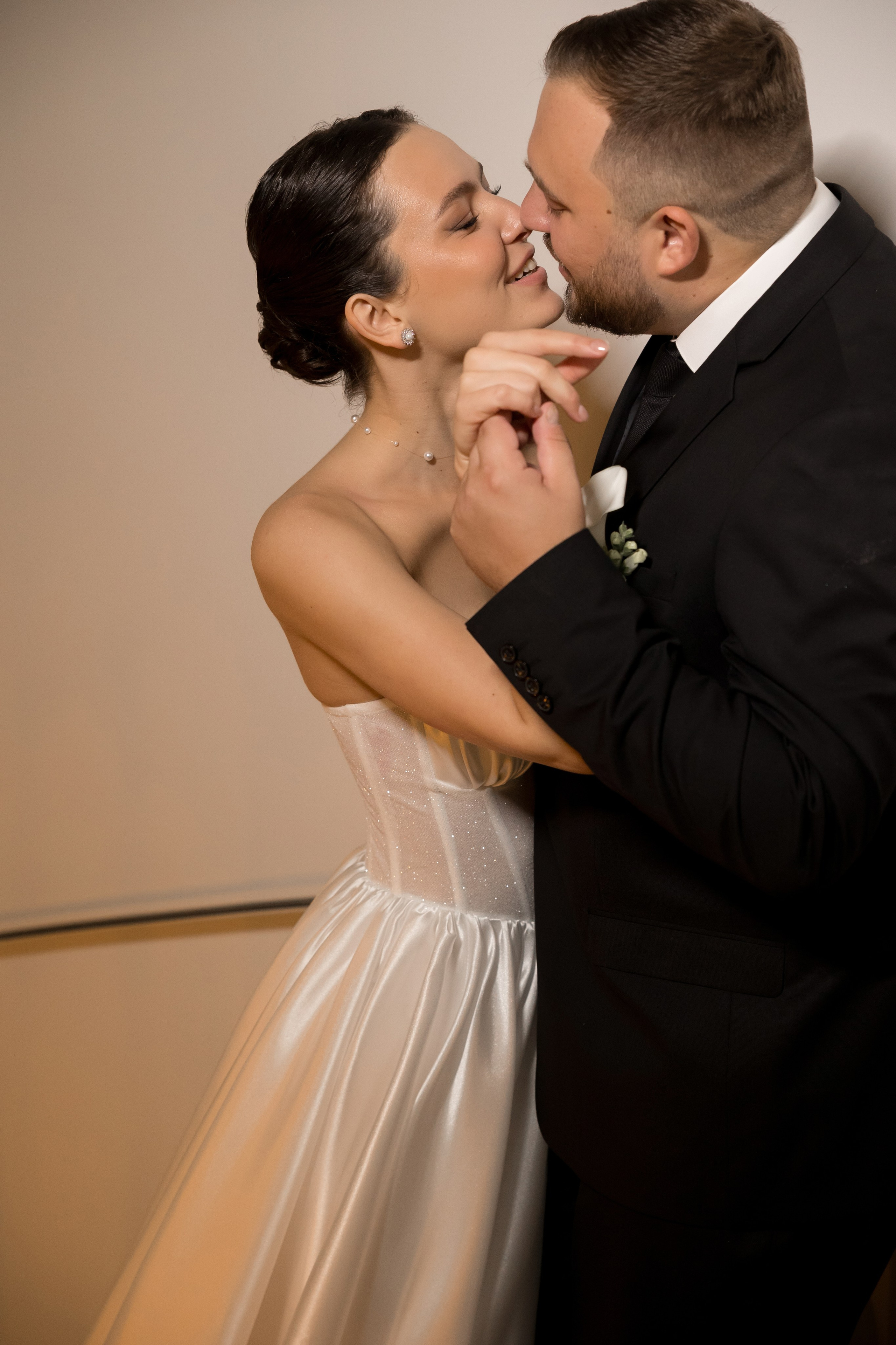 Ты рядом со мной, и это — самый чистый кайф! ♥. Свадебный фотограф Калининград