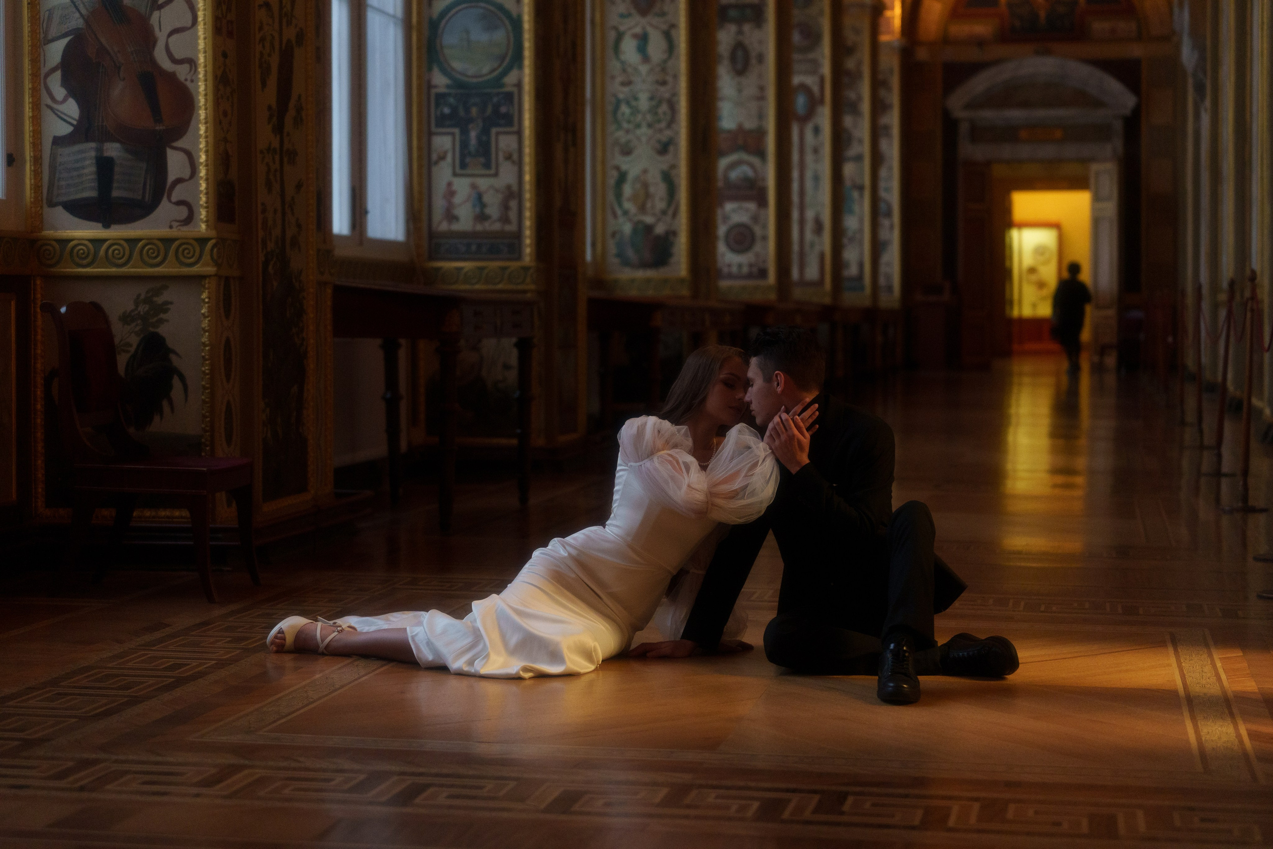 Фотосессия в Эрмитаже упрекрасно передаст Ваш стиль свадьбы!