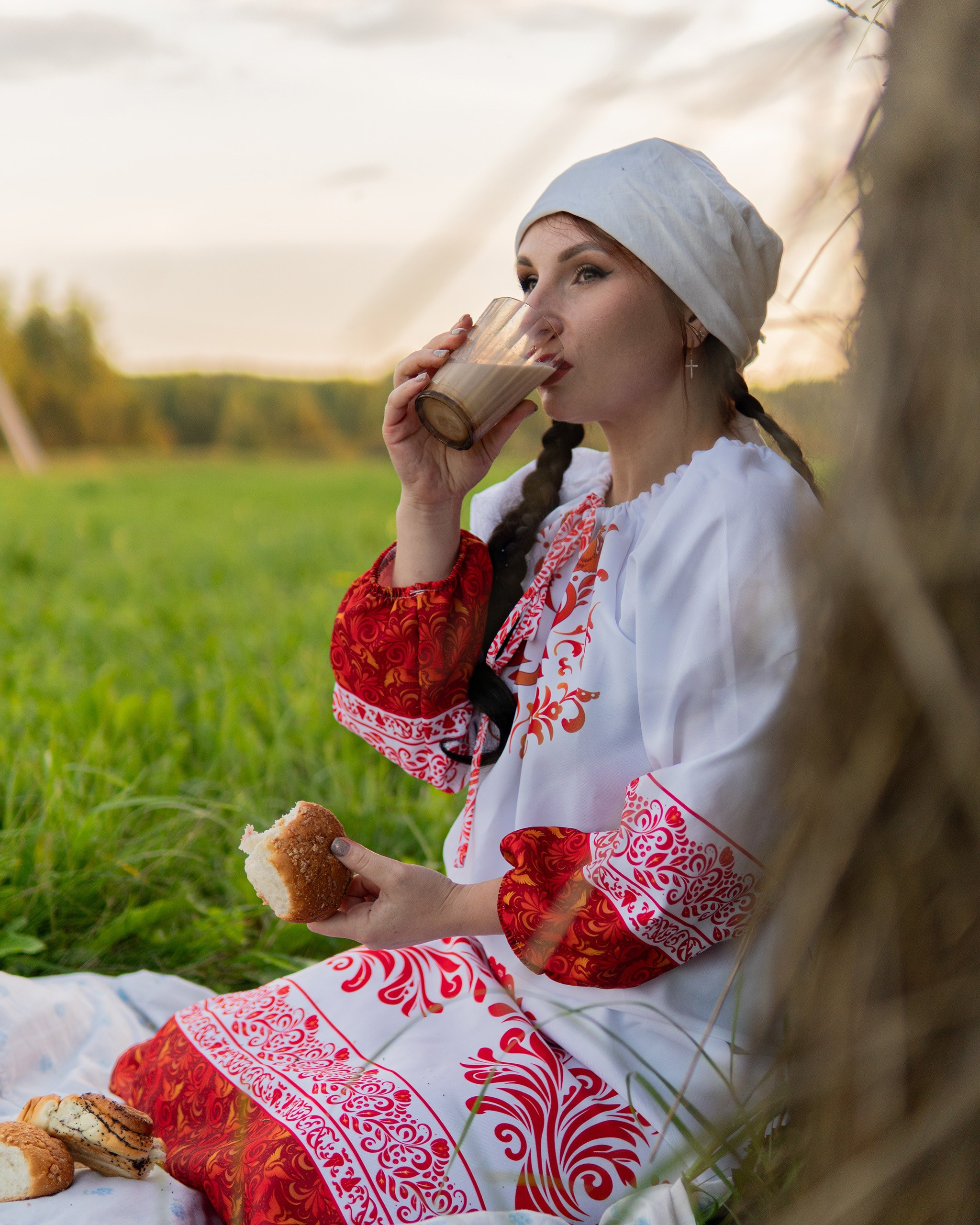 Тематическая \ Творческая \ Фотосъёмка в славянском наряде: Татьяна — гармония традиций и природы. Hannanovmoments