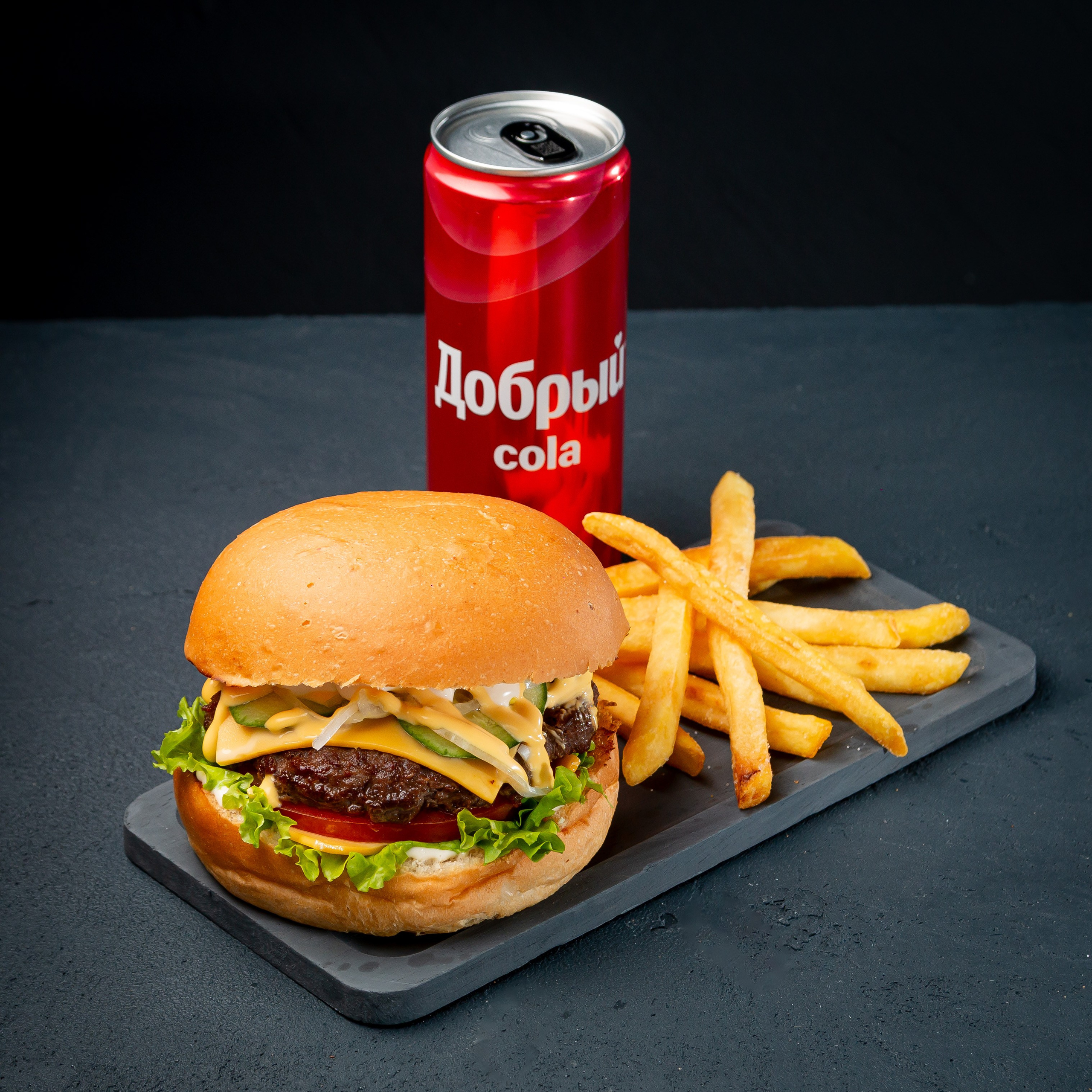 Бамбургер. Александр Стряпунин — предметный фотограф в Улан-Удэ