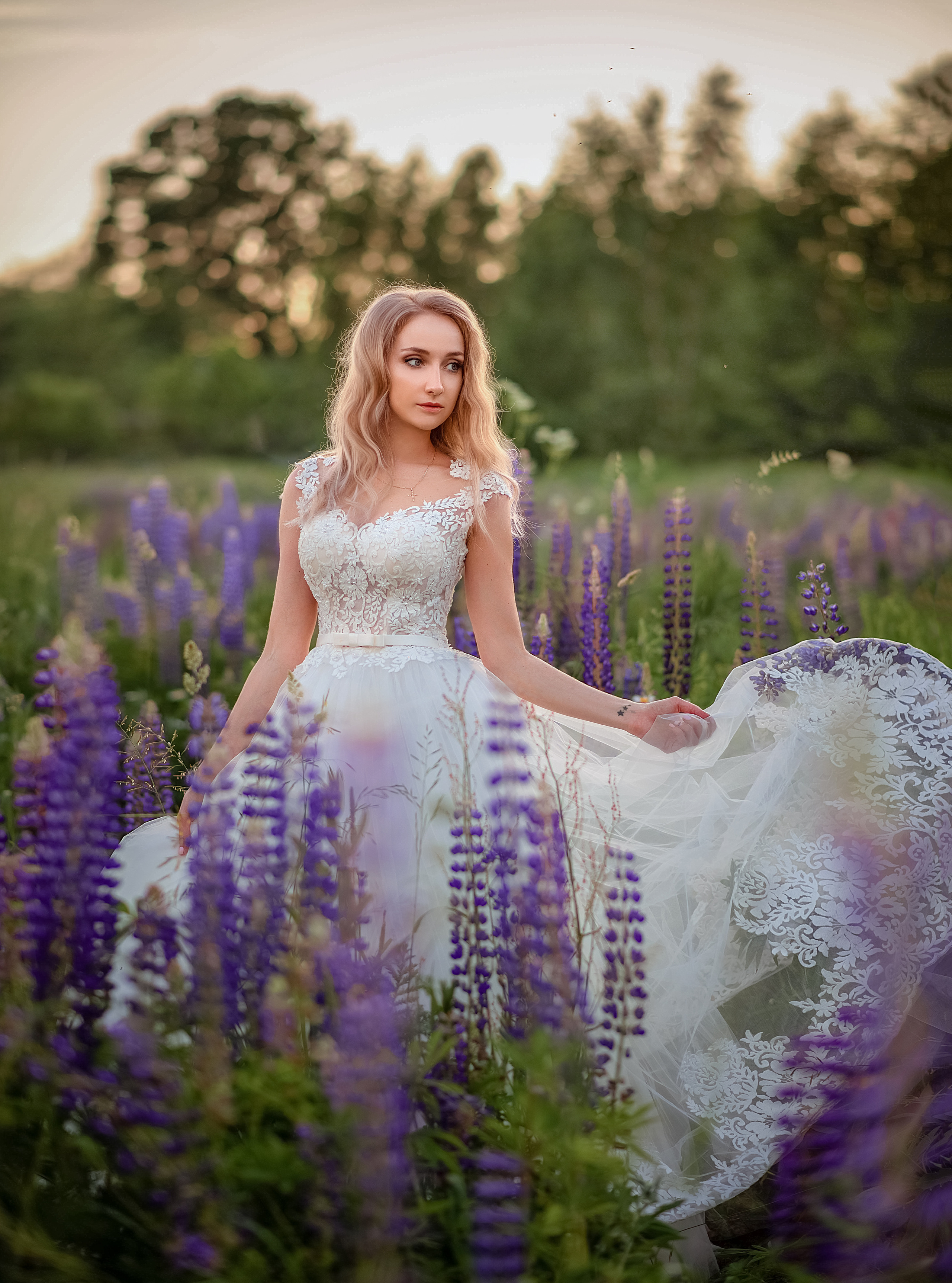 Фотосессия Солнечногорск в люпинах. Семейный и свадебный фотограф Лебедева Елена Москва- Зеленоград