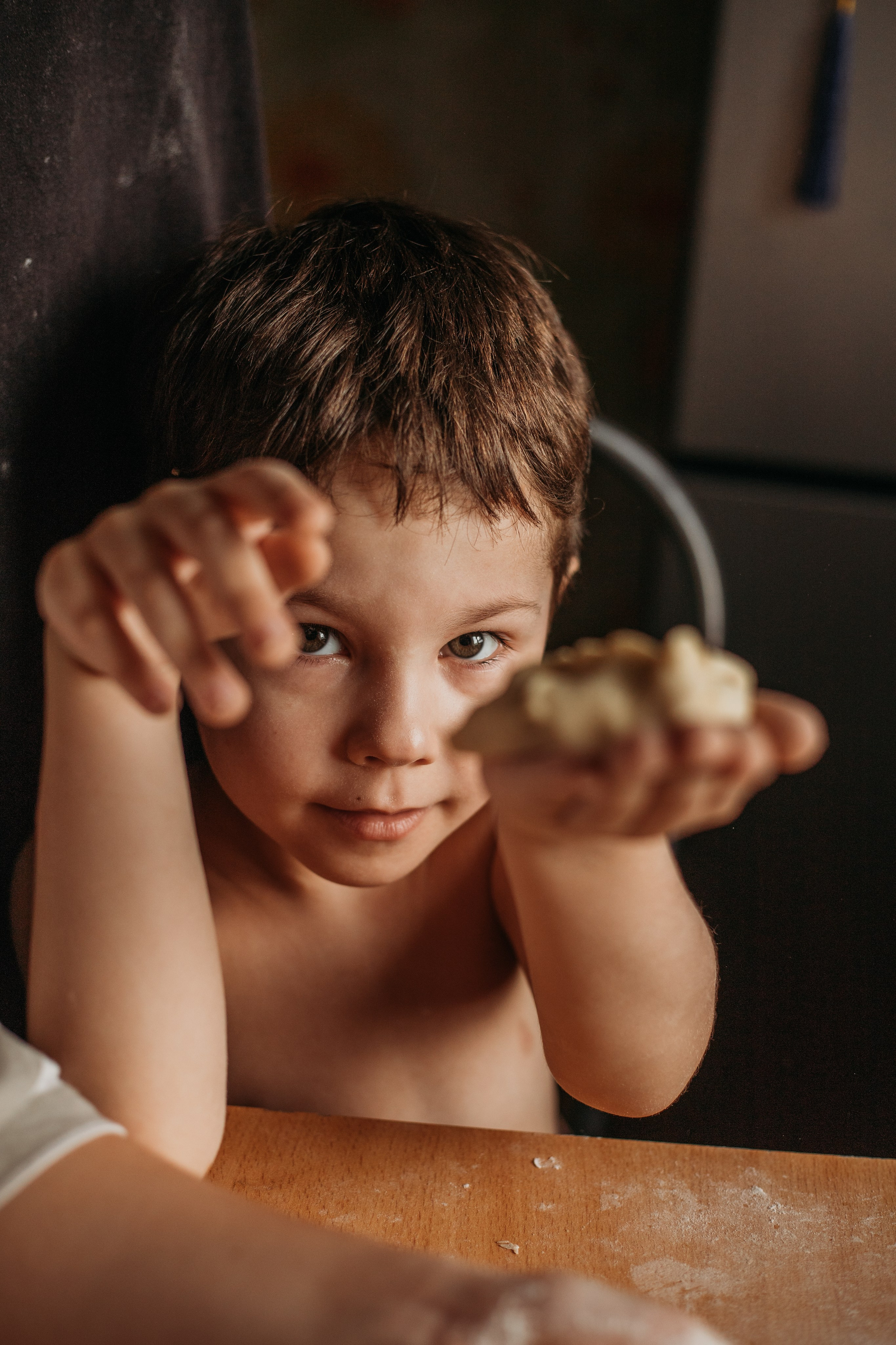 Домашняя фотосессия моей семьи. Венера Гайн. Репортажный фотограф  Тюмень. Обучение фотографии с 0