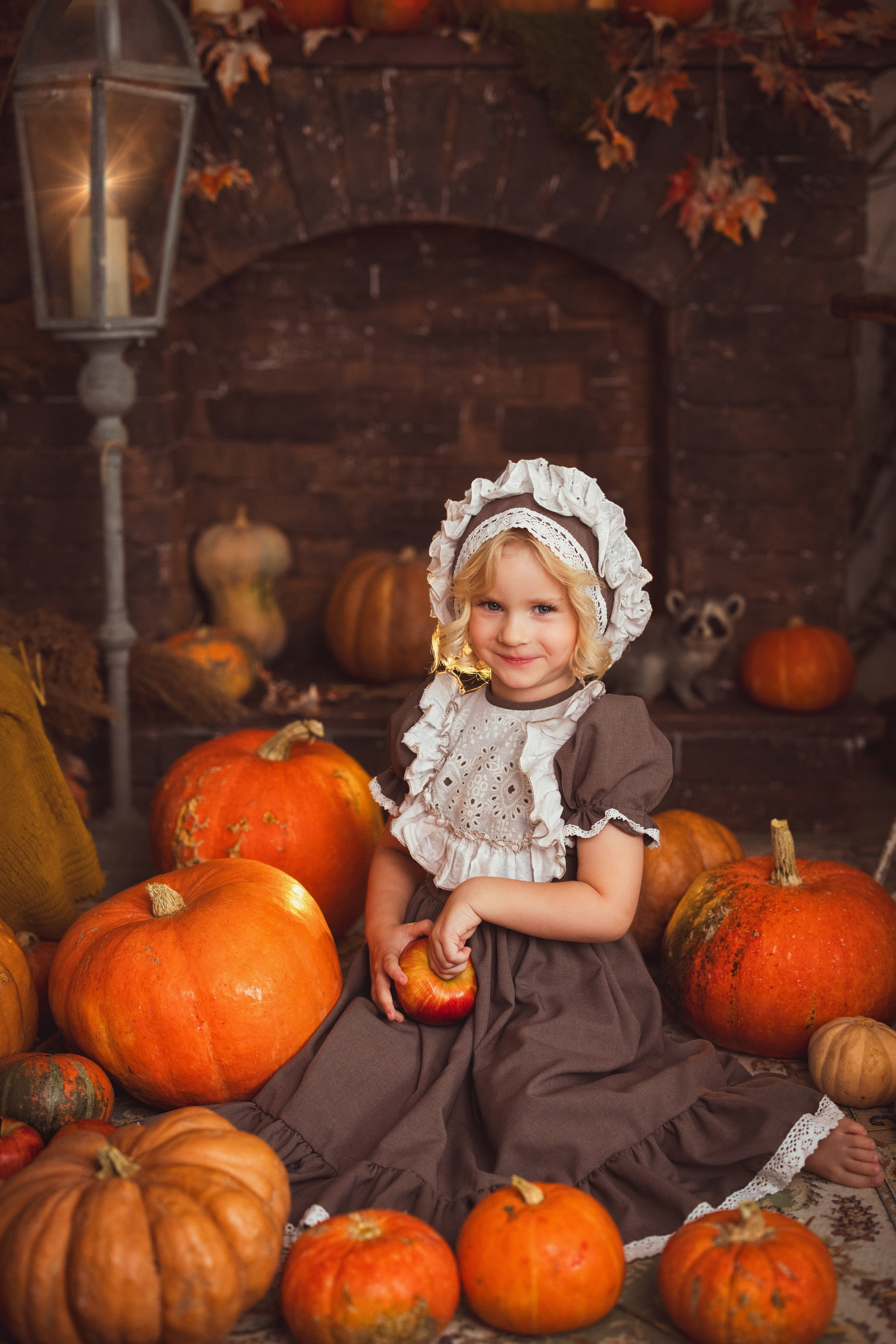 Детская осенняя фотосессия в фотостудии «Авторская». Семейный и детский фотограф в Краснодаре Анна Трашкова