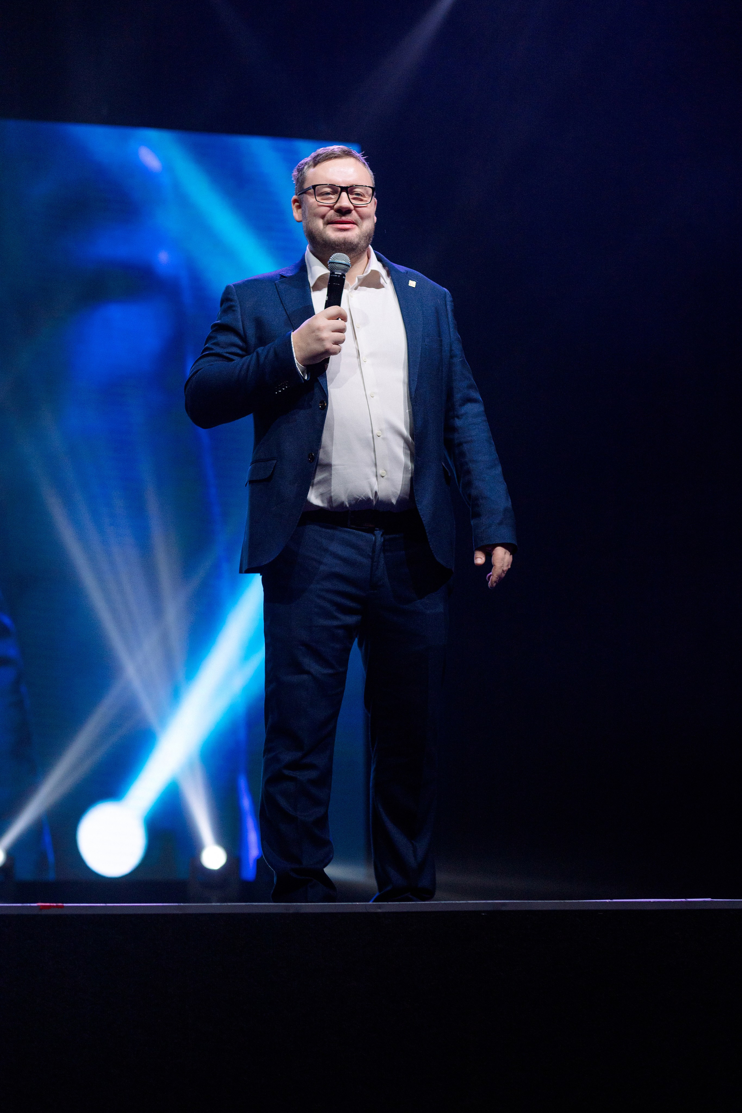 РЕПОРТАЖ: НОВЫЙ ГОД В ДК МЕТАЛЛУРГ. Профессиональный фотограф в Ижевске Леша Петров