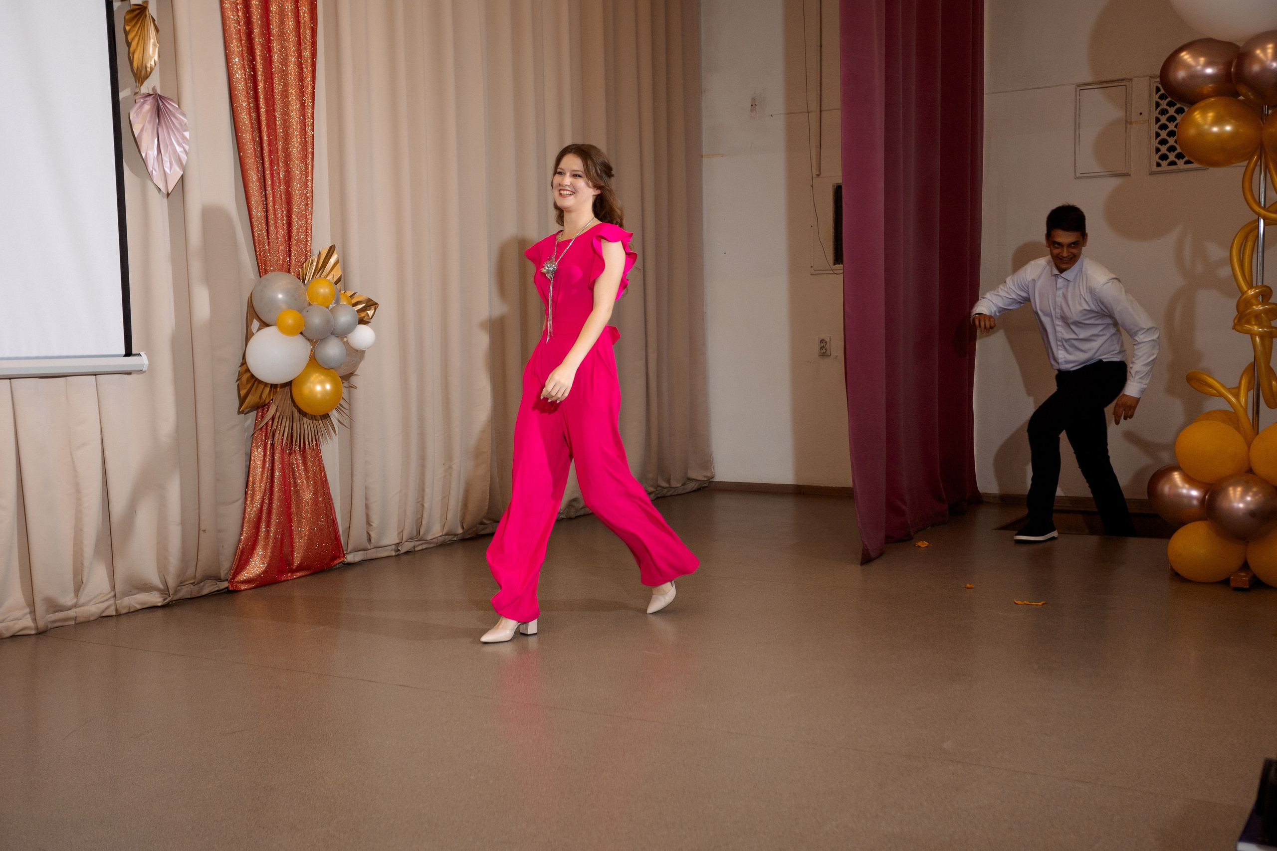 ВРУЧЕНИЕ АТТЕСТАТОВ: Пример. Все фото. Профессиональный фотограф в Ижевске Леша Петров