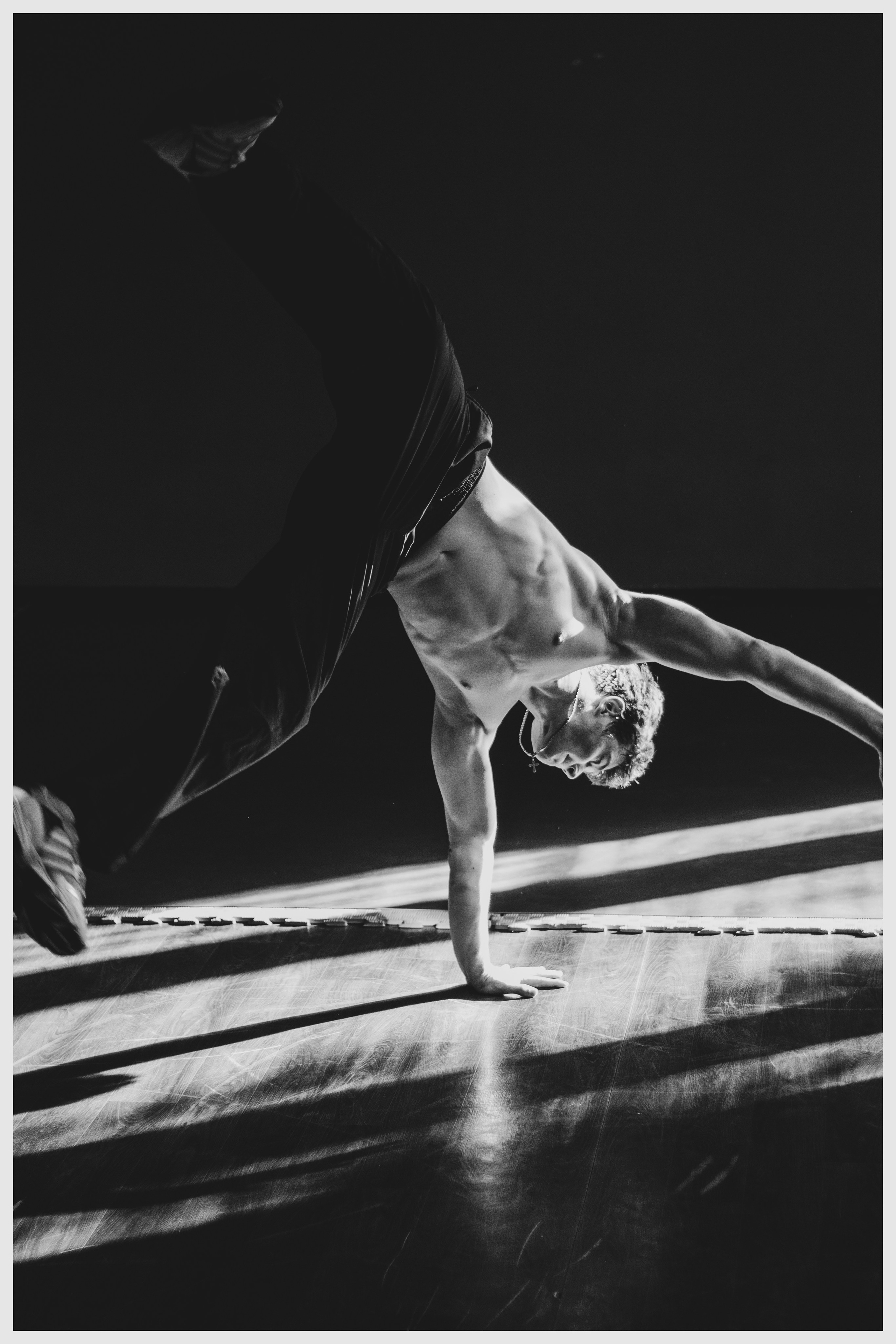 Портретная съемка — Михаил. Портретный фотограф в Орле. Готовые фото за 3 дня! Помощь в позировании. Советы по организации