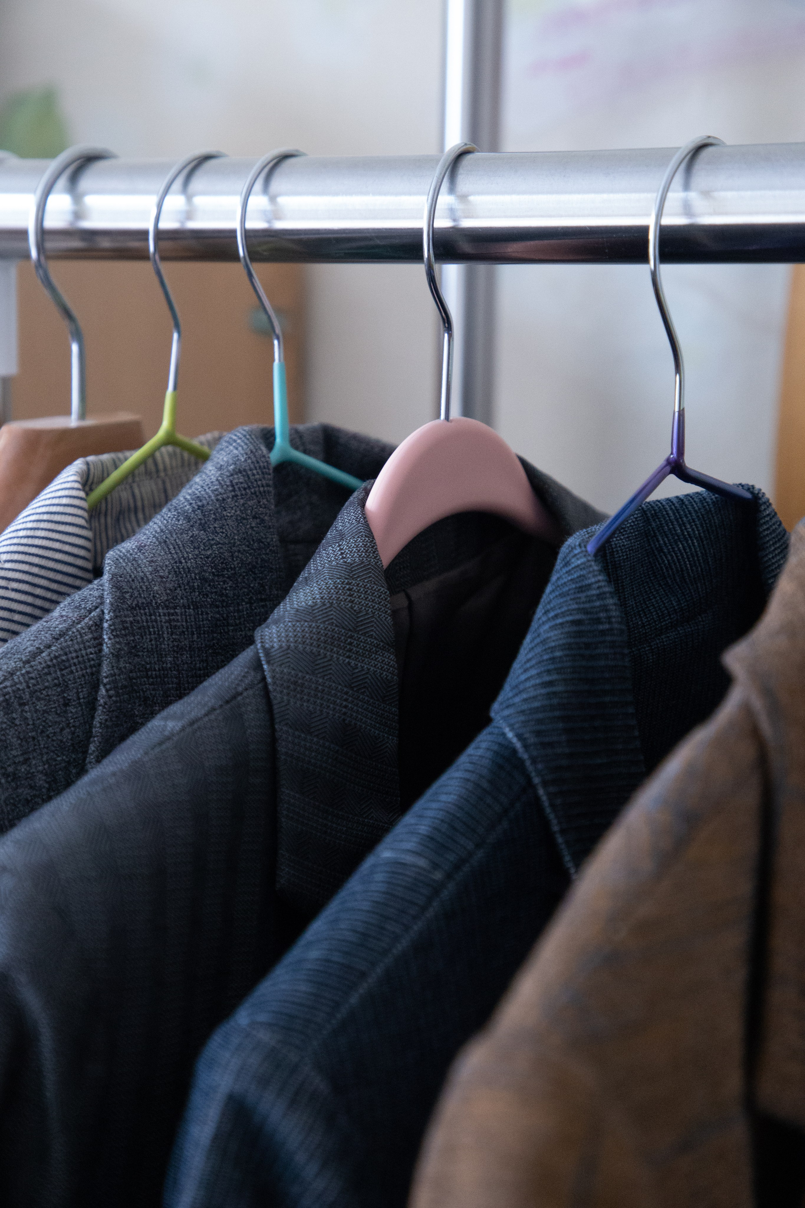 Предметная съемка с Олесей, швейный рабочий процесс. Ирина Чернова — портретный фотограф и маркетолог из Владивостока