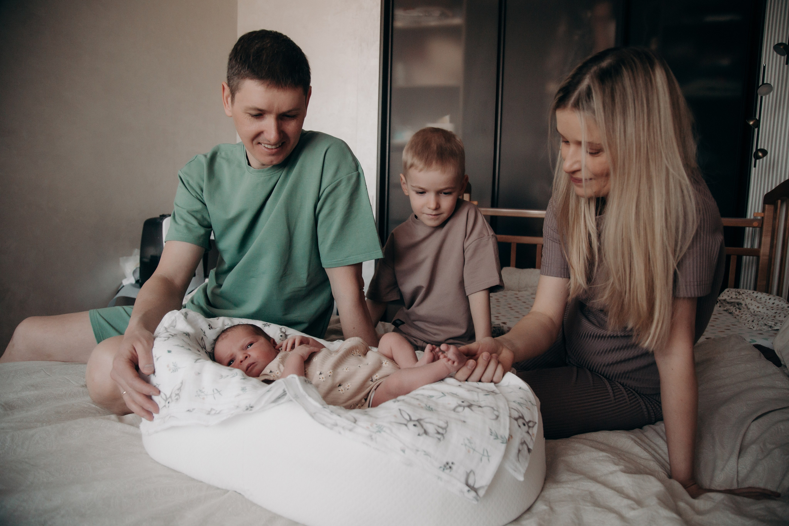 Теперь нас четверо. Фотограф вашей улыбки. Москва